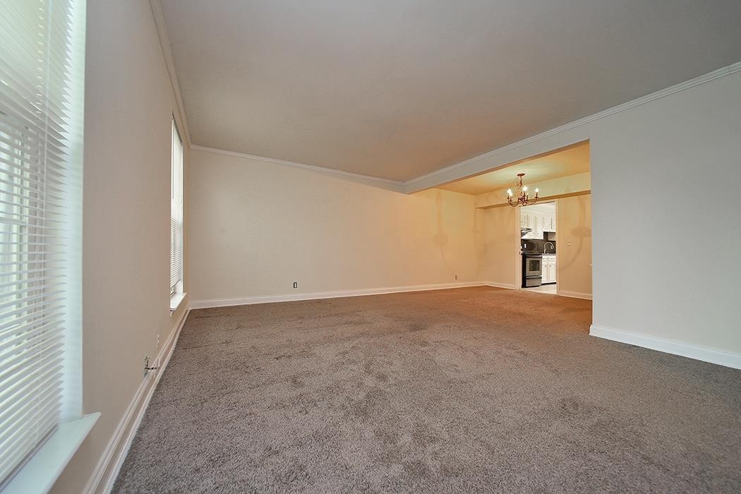 8300 Sawyer Brown Rd Unit: Q305
