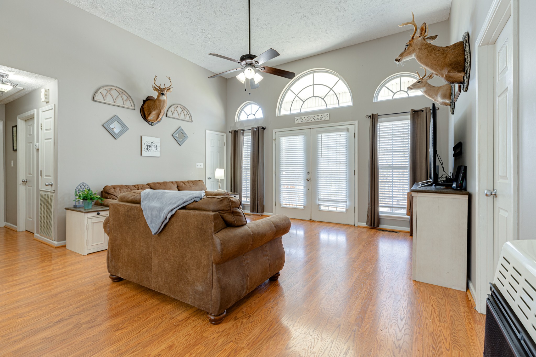120 Station Dr