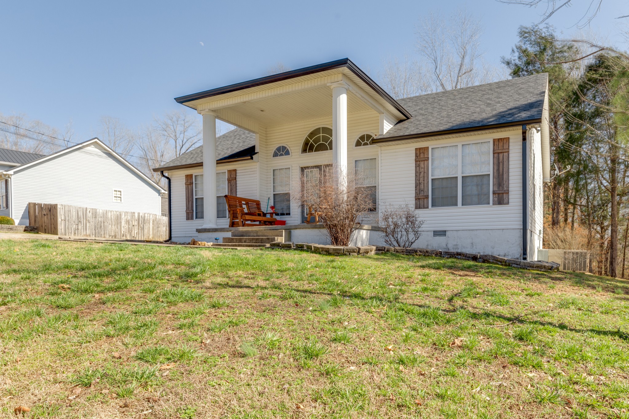 120 Station Dr