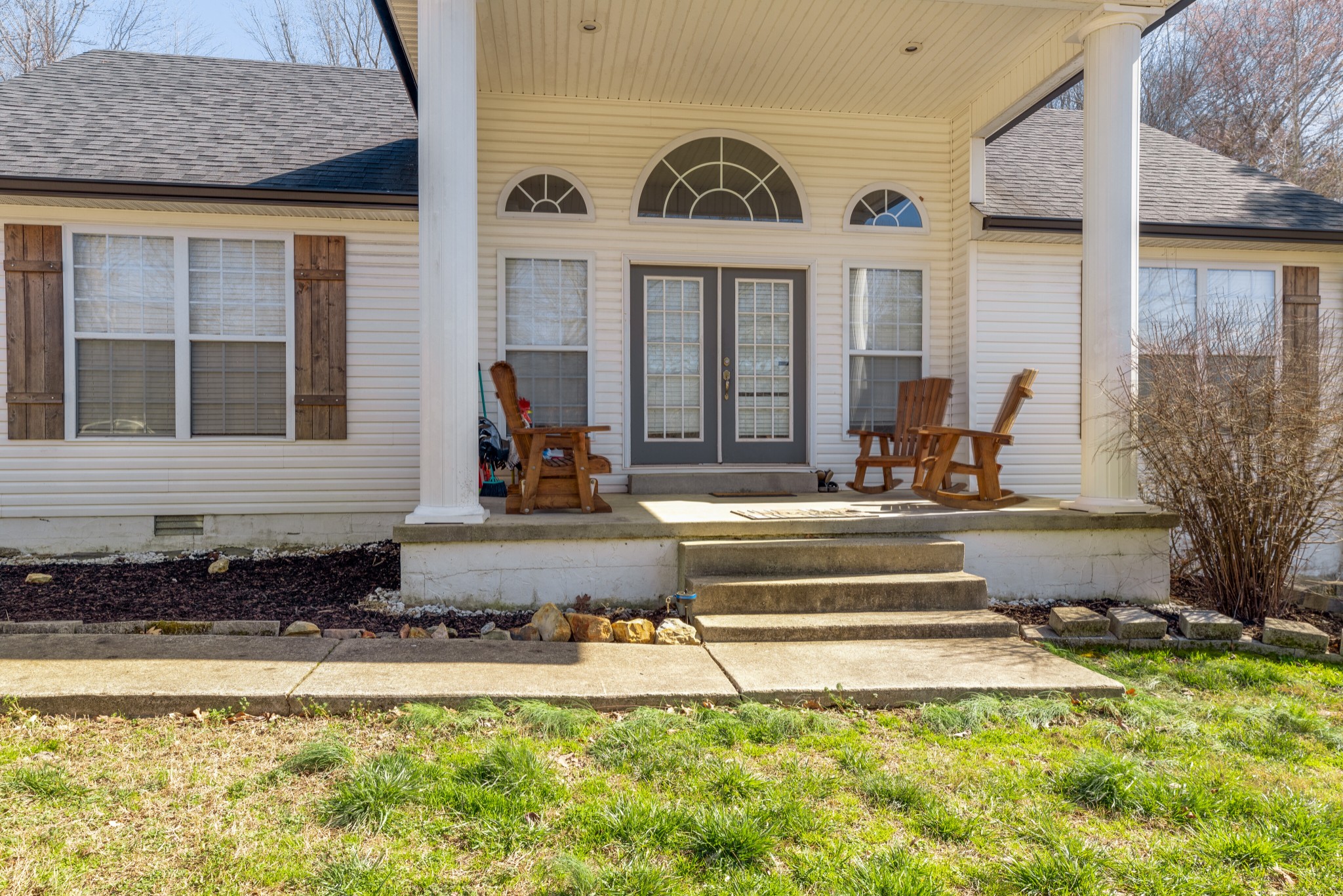 120 Station Dr