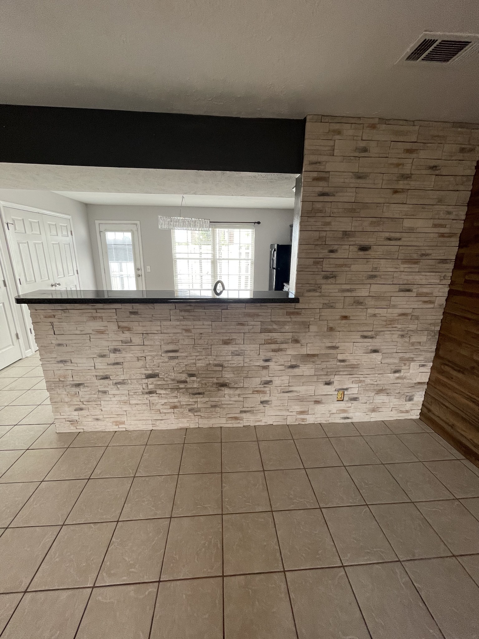 3024 George Buchanan Dr