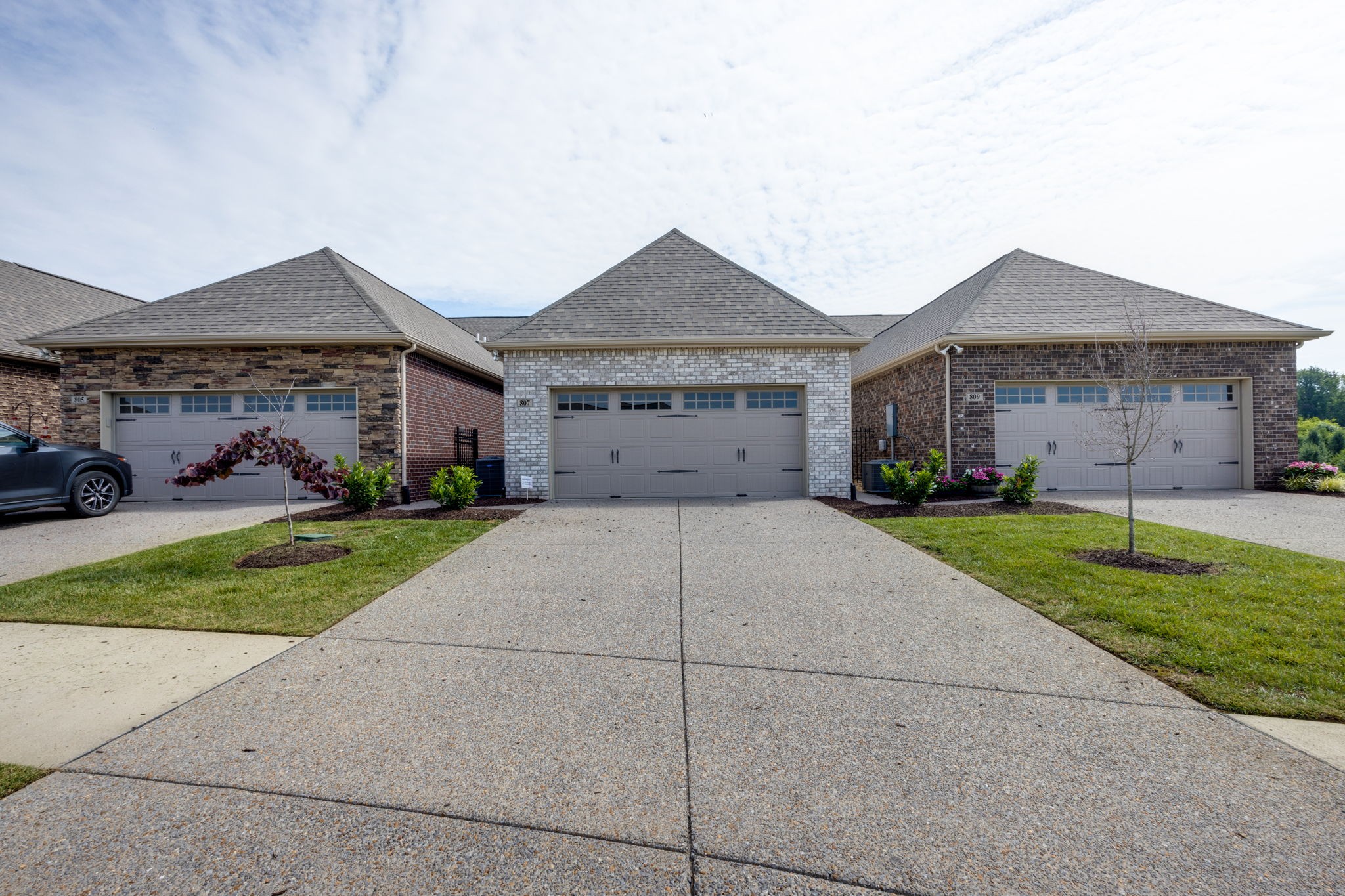 807 Arbon Vale Dr