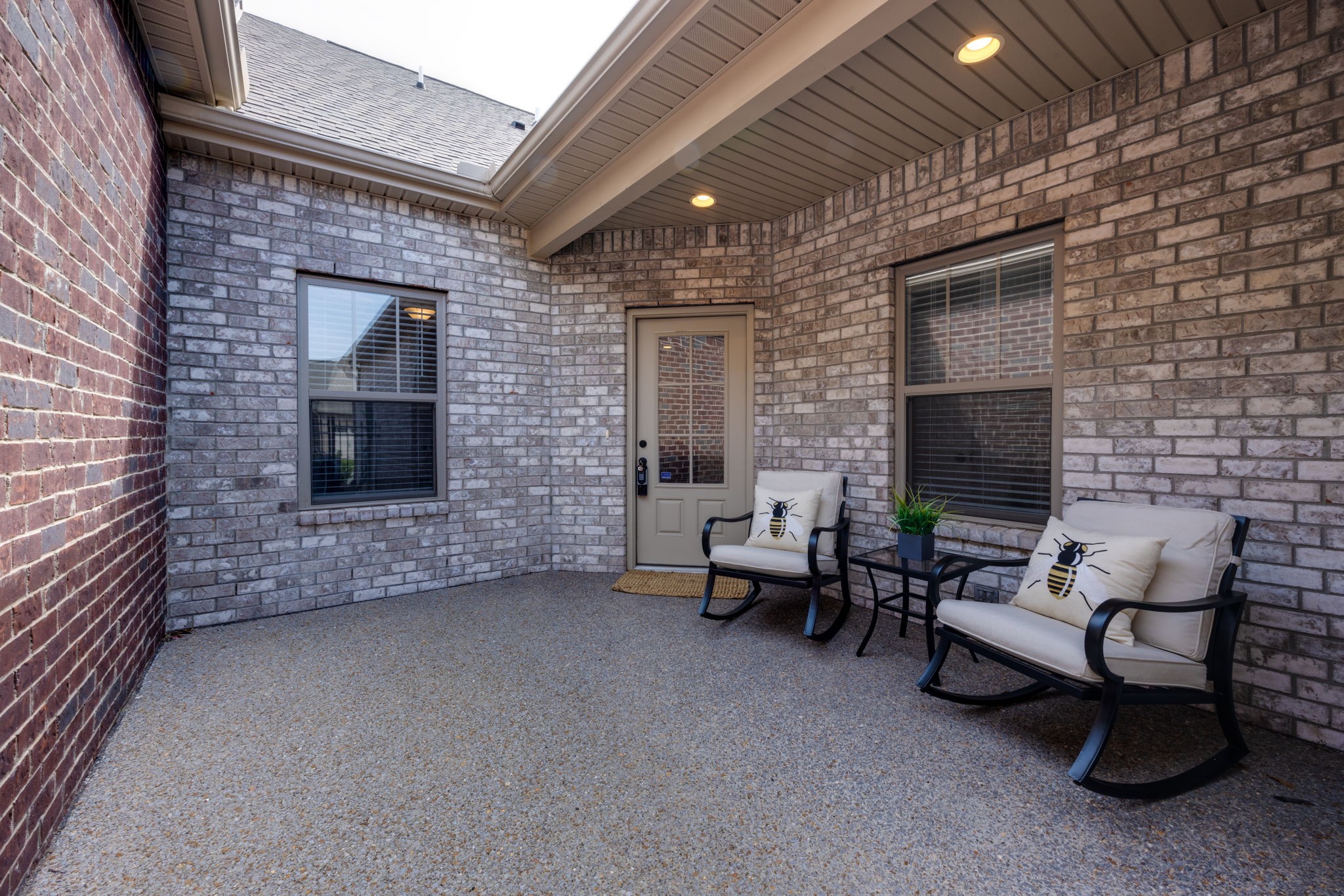807 Arbon Vale Dr