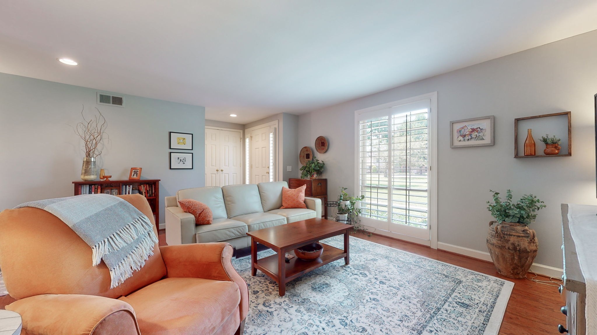 8207 Sawyer Brown Rd Unit: J7