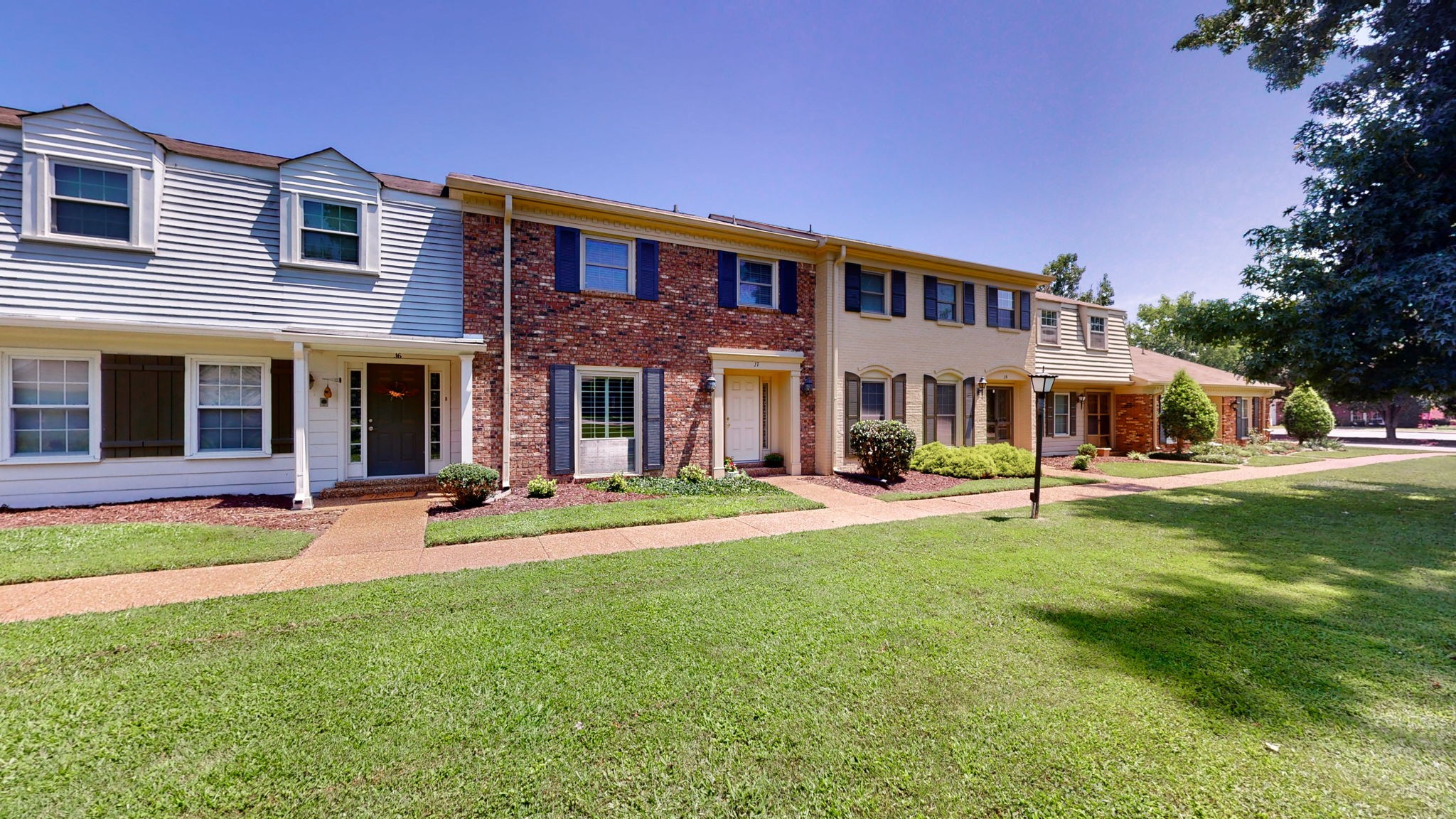 8207 Sawyer Brown Rd Unit: J7