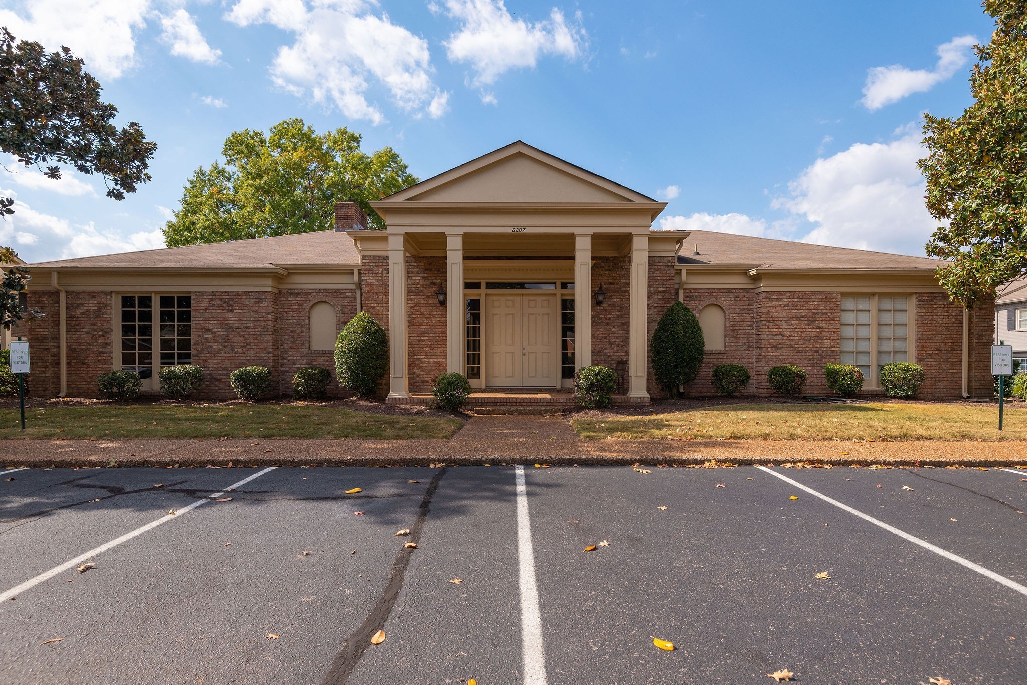 8207 Sawyer Brown Rd Unit: J7