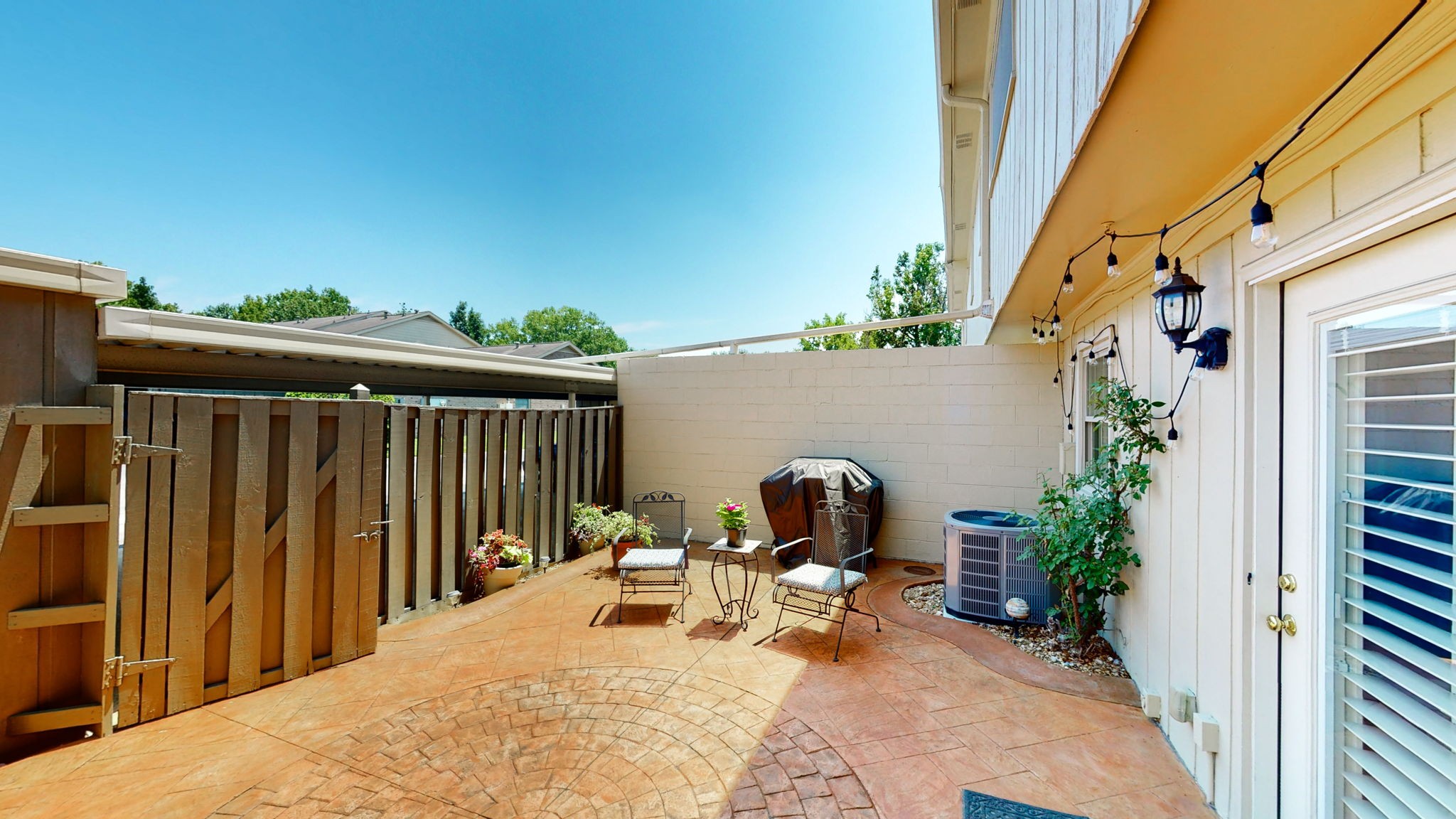 8207 Sawyer Brown Rd Unit: J7
