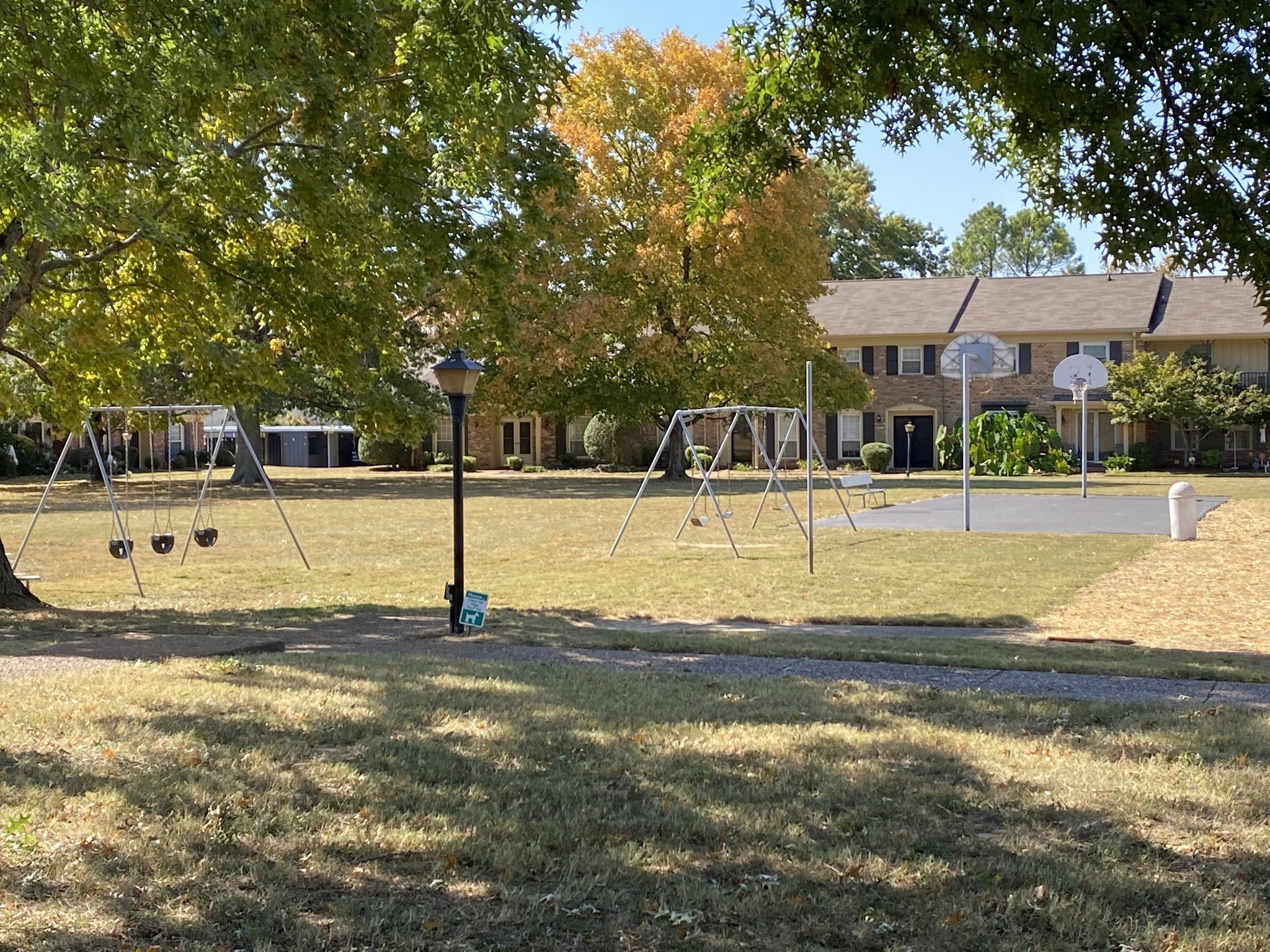 8207 Sawyer Brown Rd Unit: J7