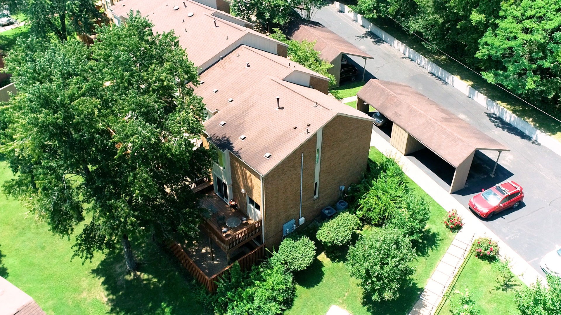 6939 Highland Park Dr
