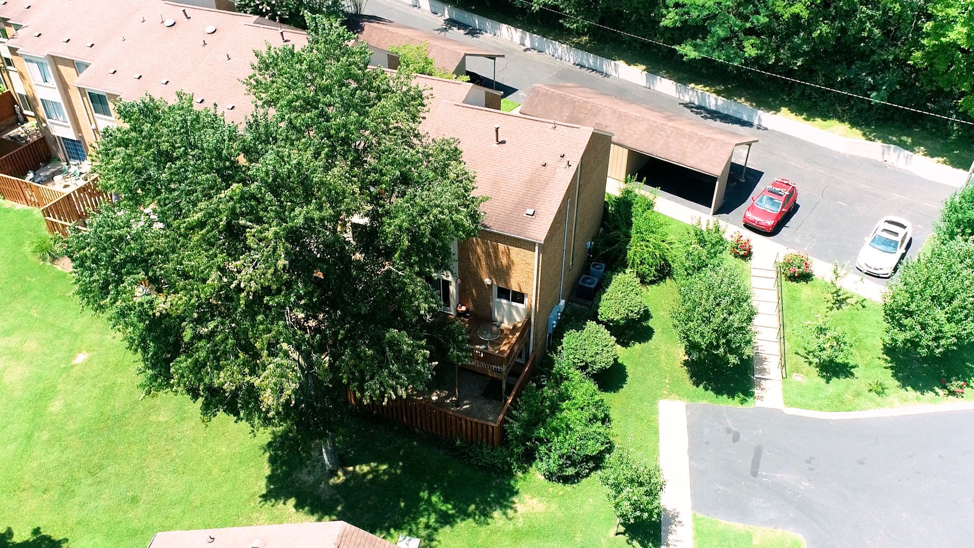 6939 Highland Park Dr