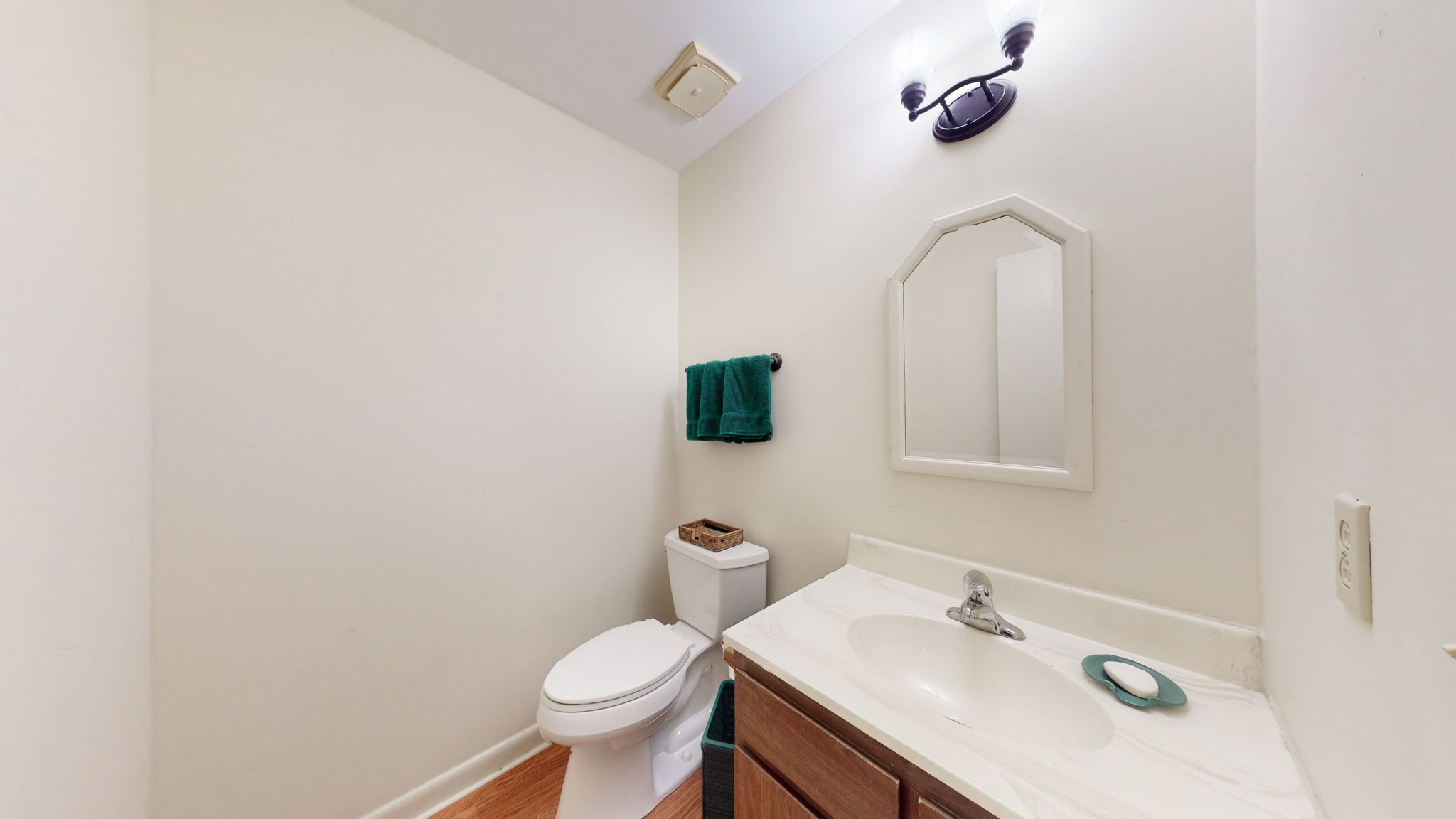6939 Highland Park Dr