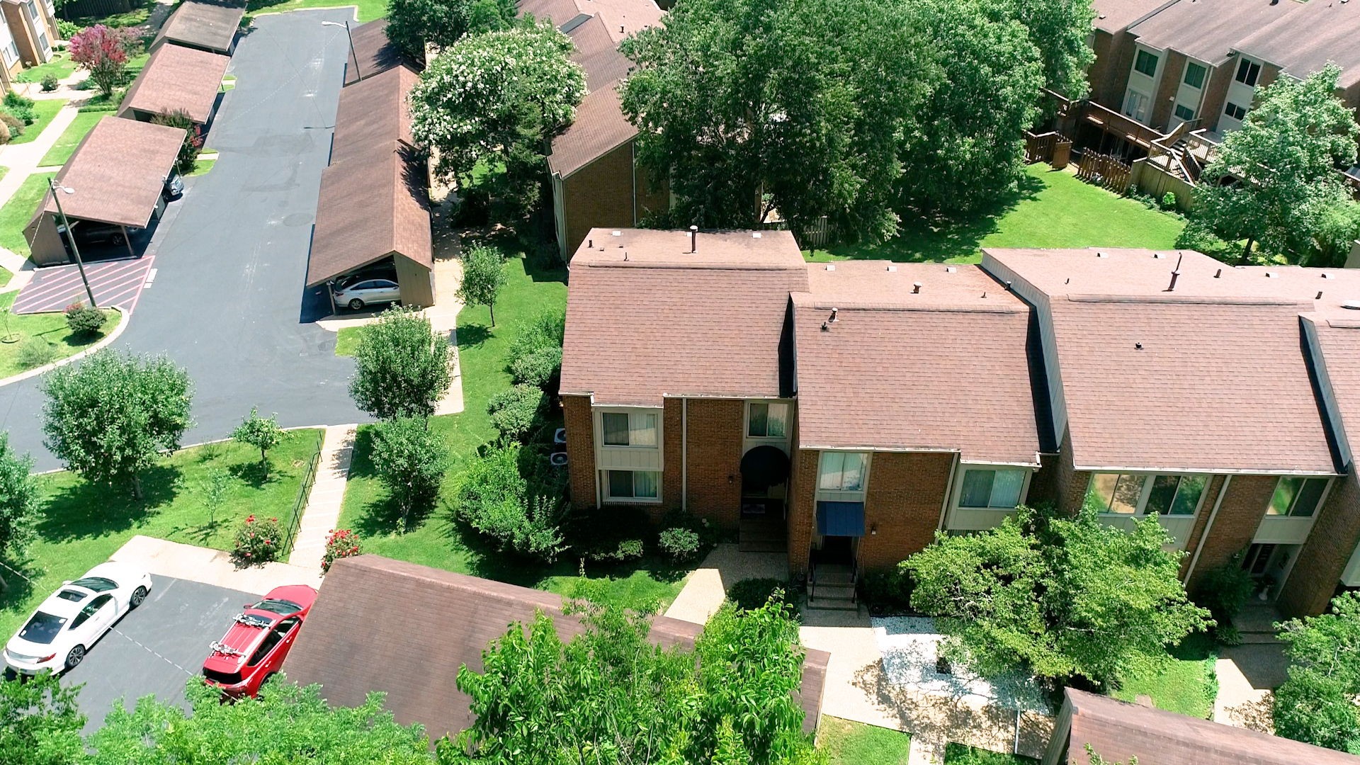 6939 Highland Park Dr
