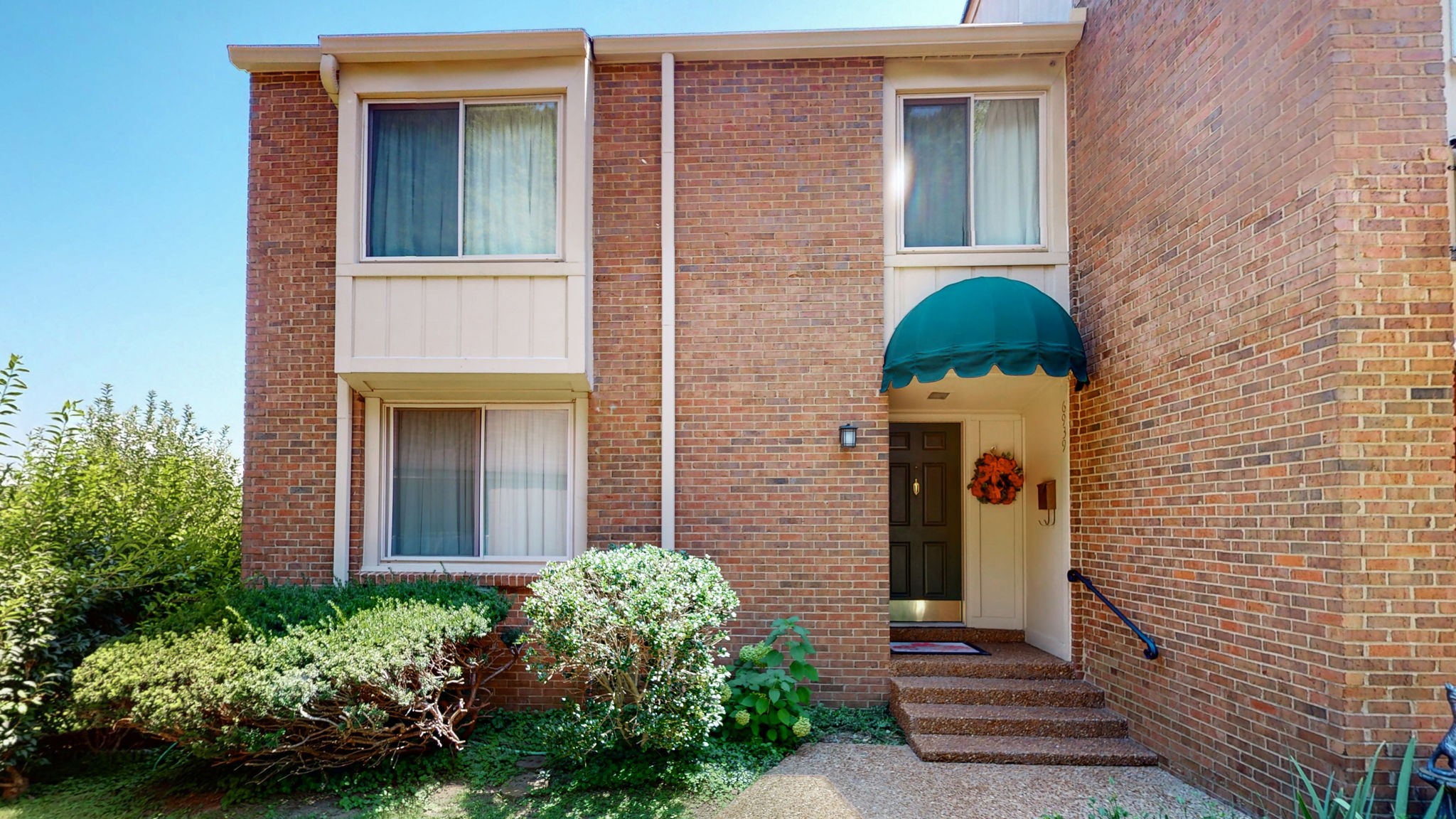 6939 Highland Park Dr