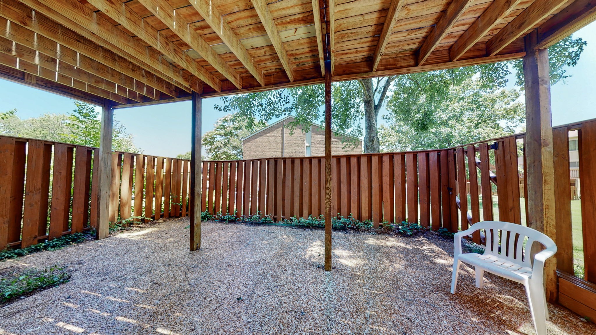 6939 Highland Park Dr
