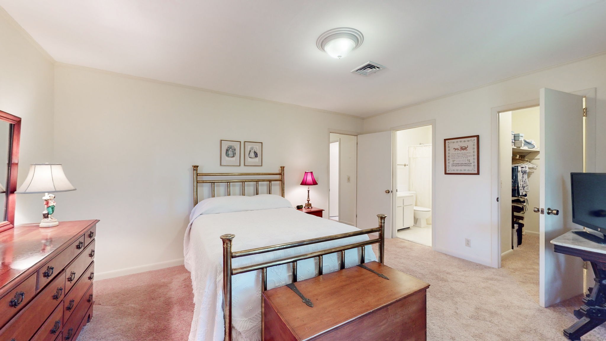 6939 Highland Park Dr
