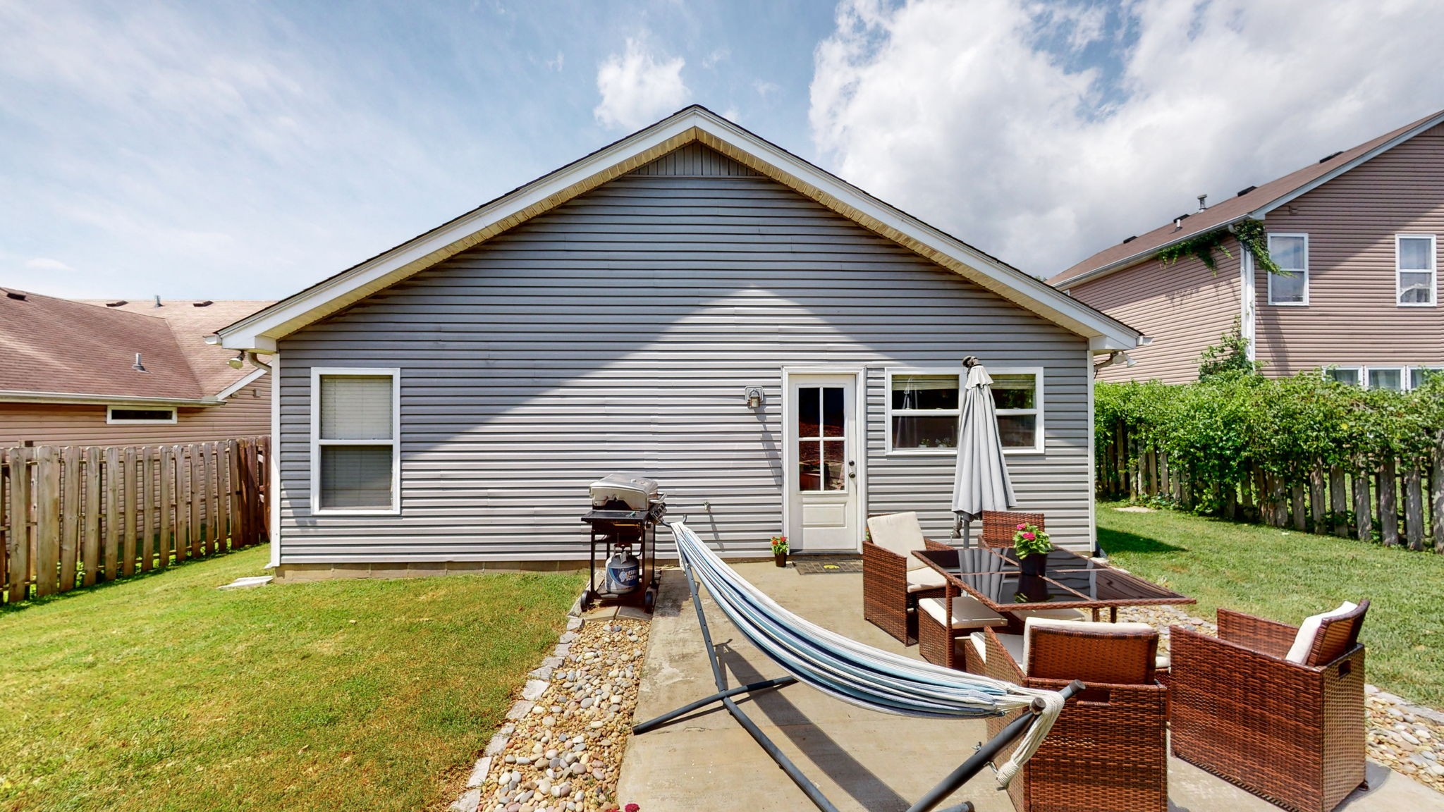 4025 Stonybrook Dr
