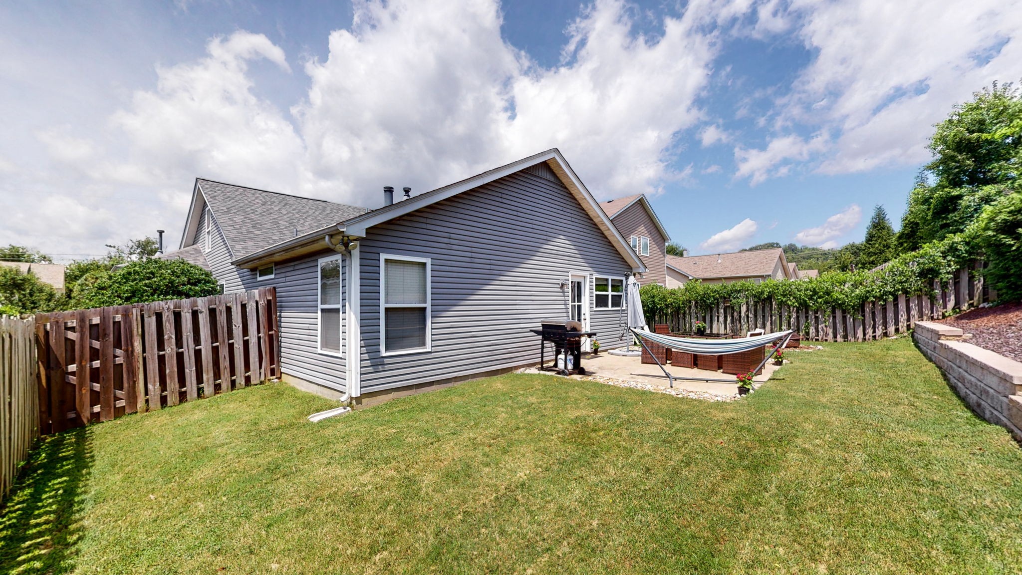 4025 Stonybrook Dr