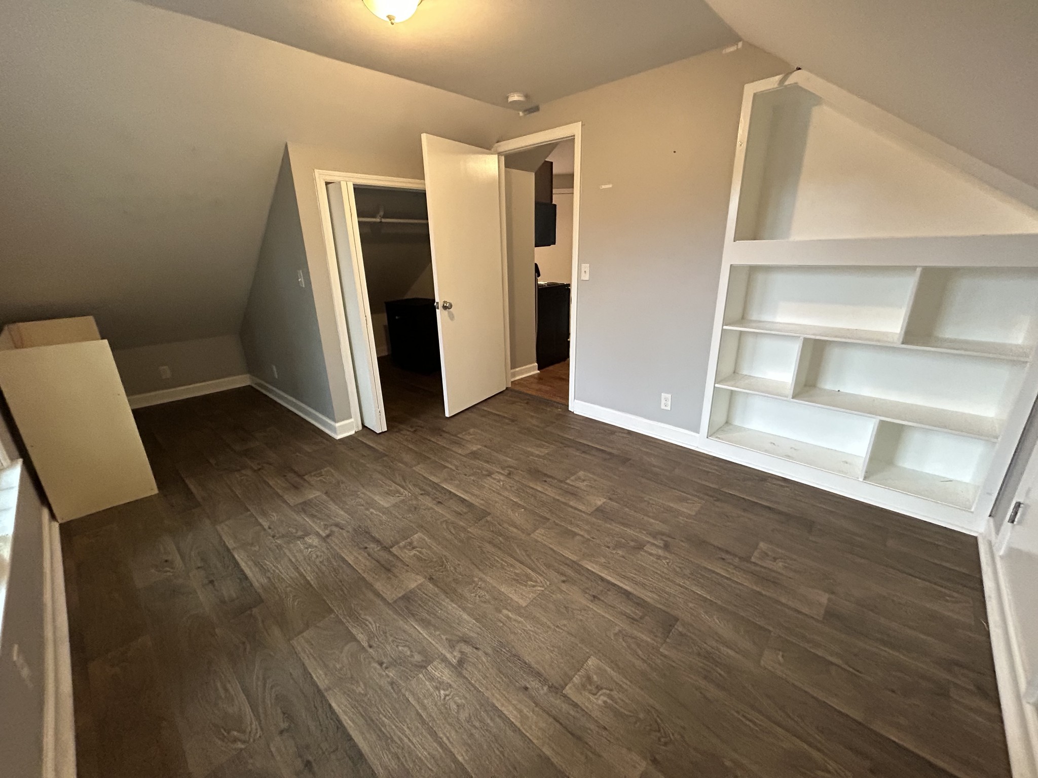 2213 29th Ave, S Unit: B