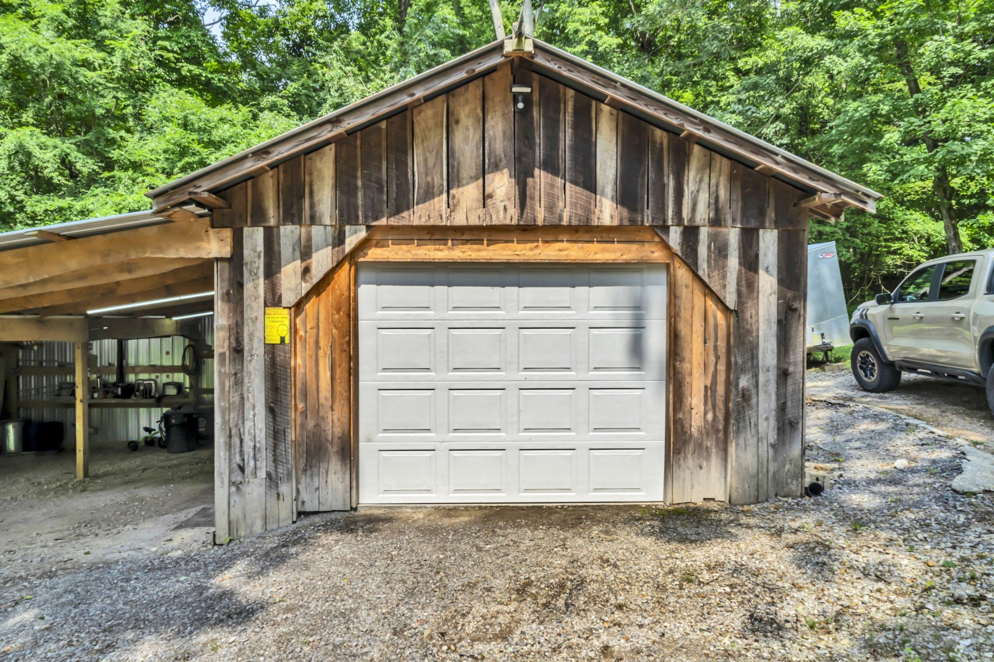 1505 Garrett Rd