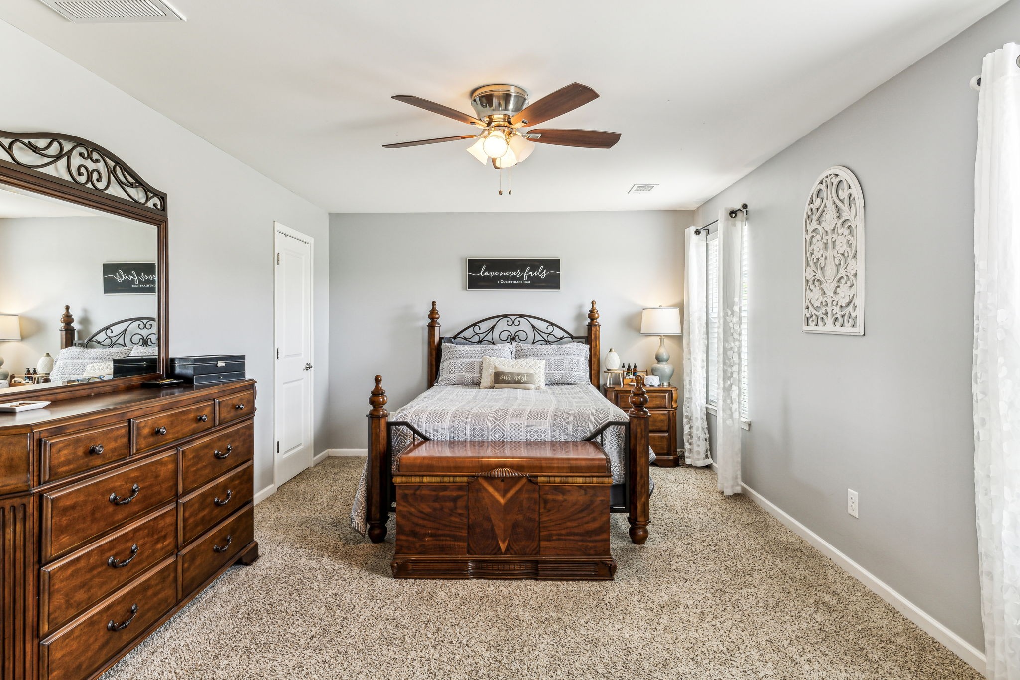 1308 Scarcroft Ln
