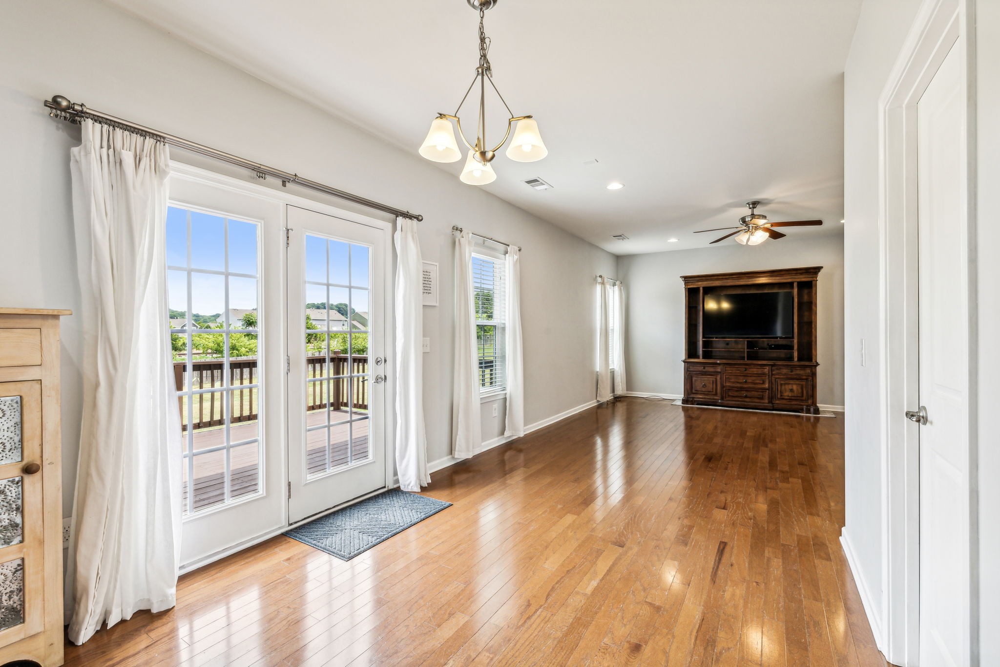 1308 Scarcroft Ln