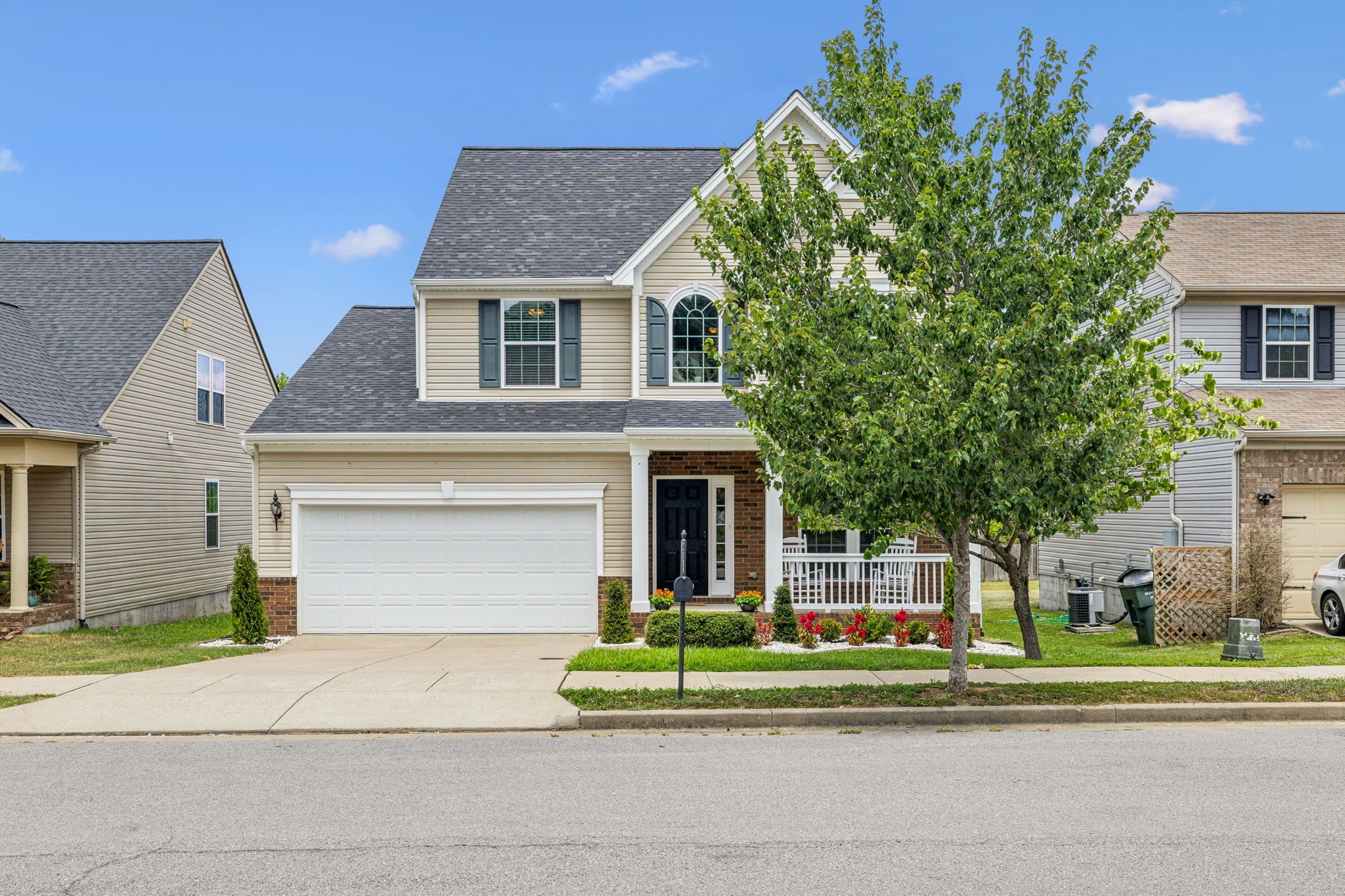 1308 Scarcroft Ln