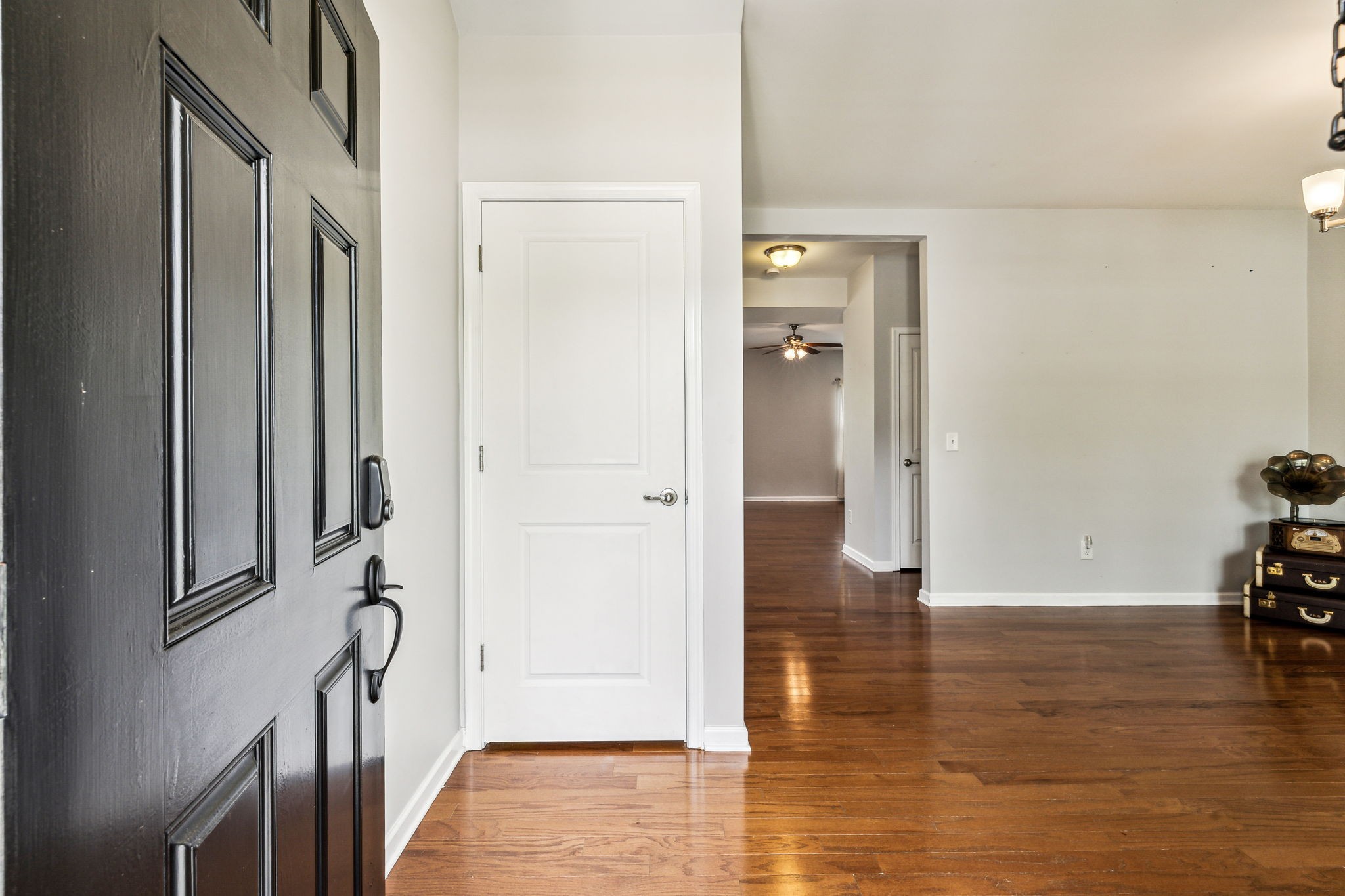 1308 Scarcroft Ln