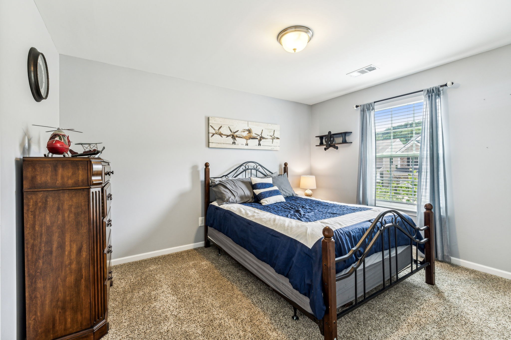 1308 Scarcroft Ln