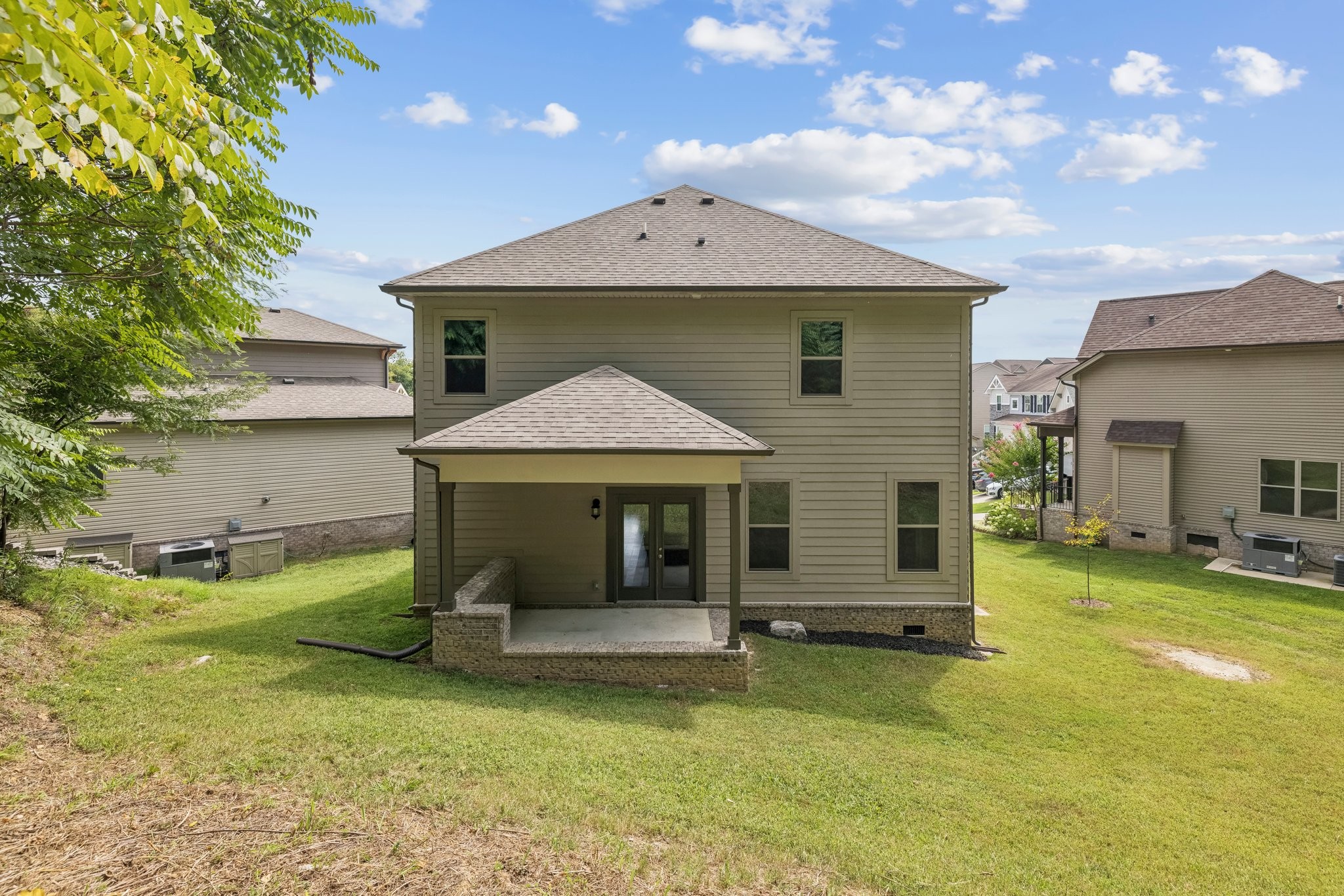 1457 Scarcroft Ln