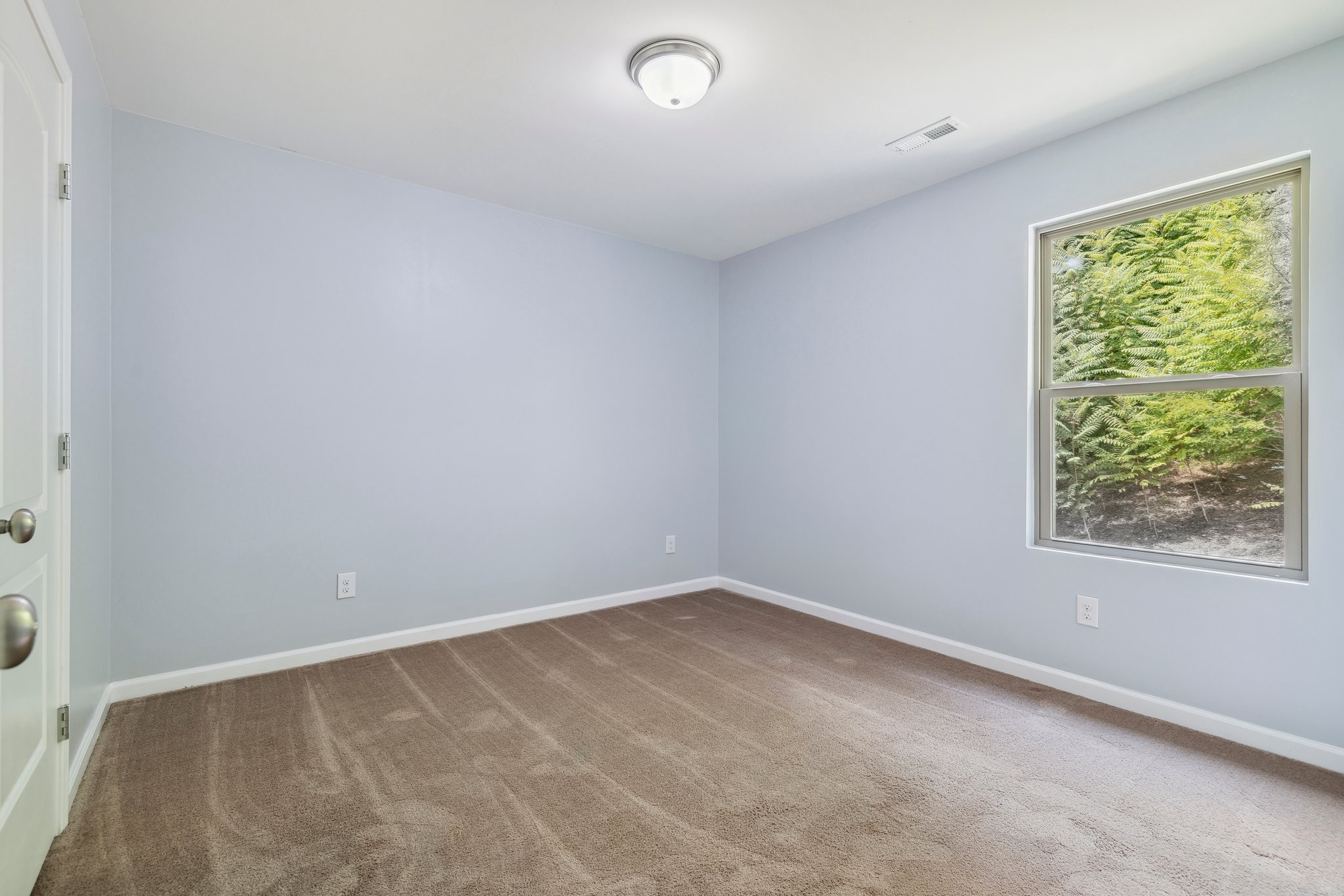 1457 Scarcroft Ln