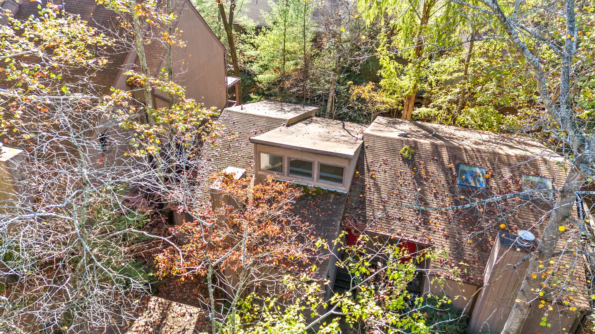 302 Chimney Hill
