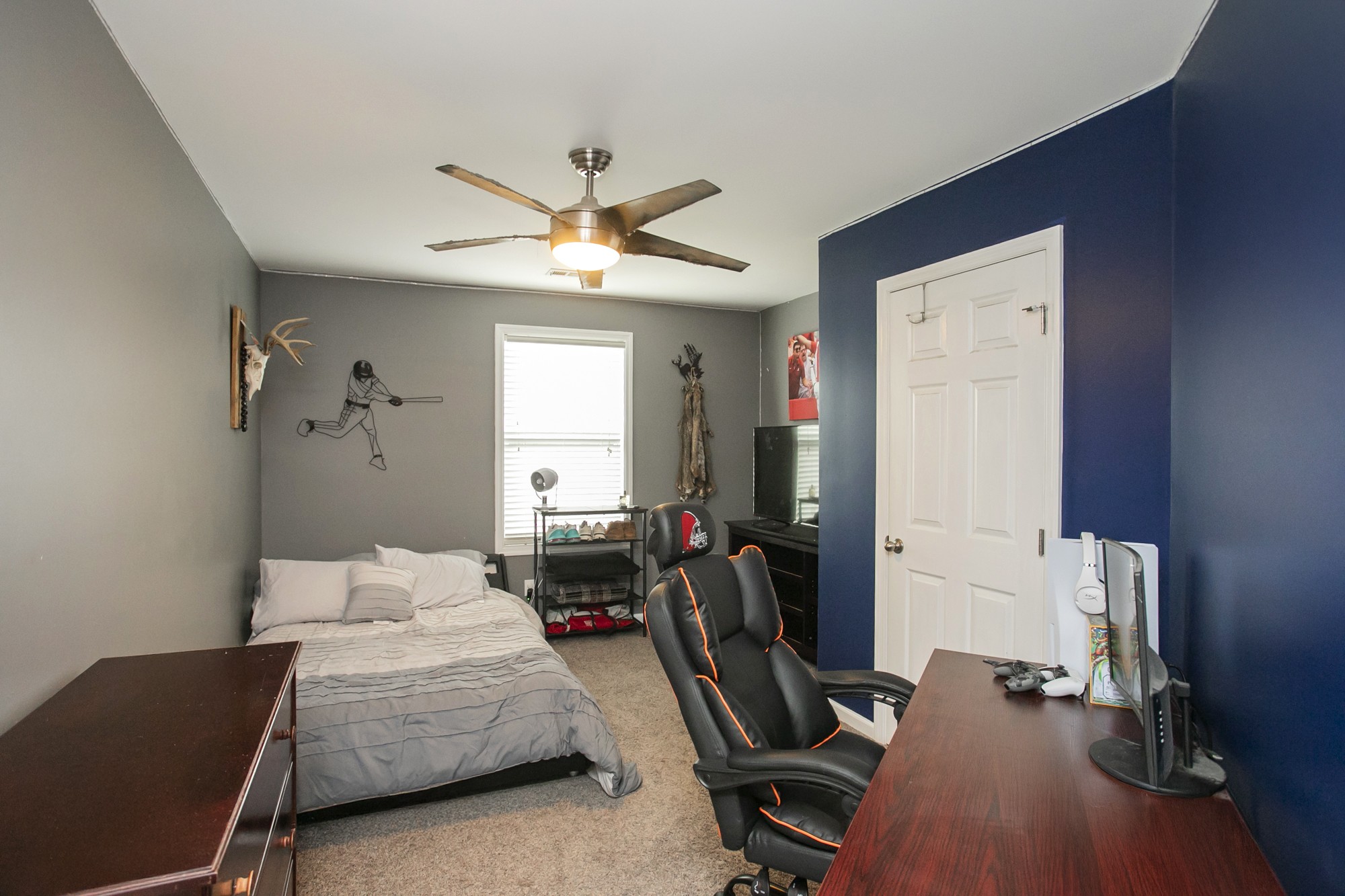 656 Bluff View Dr