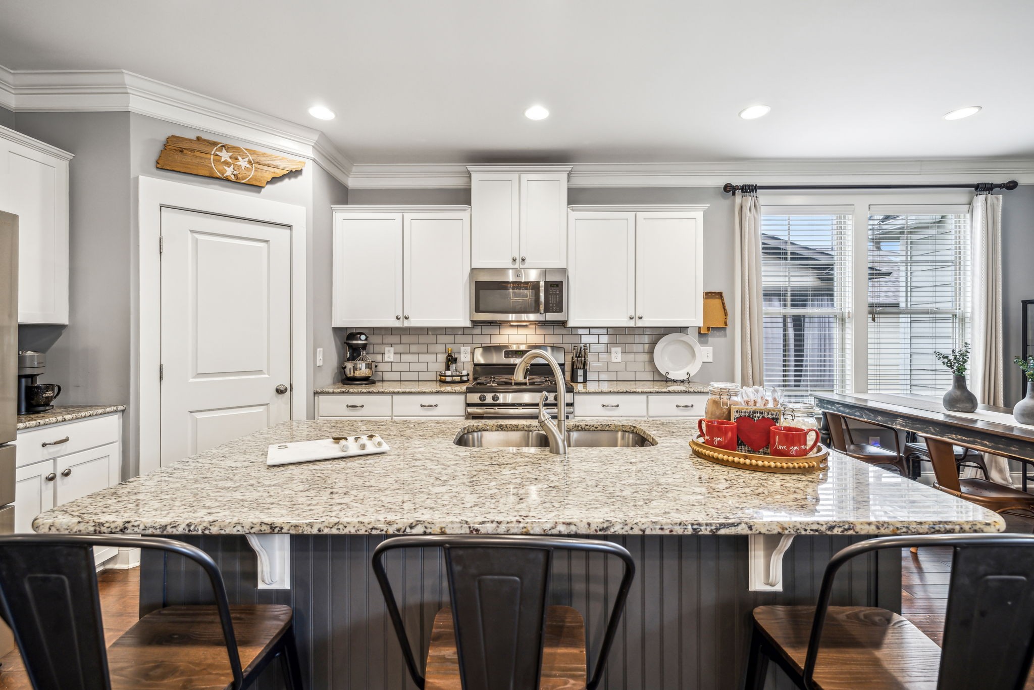 3120 Hazelton Dr