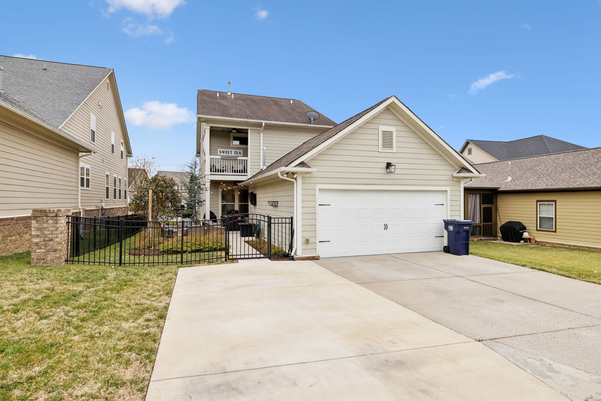 3120 Hazelton Dr