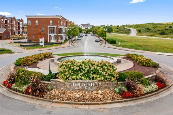 3120 Hazelton Dr