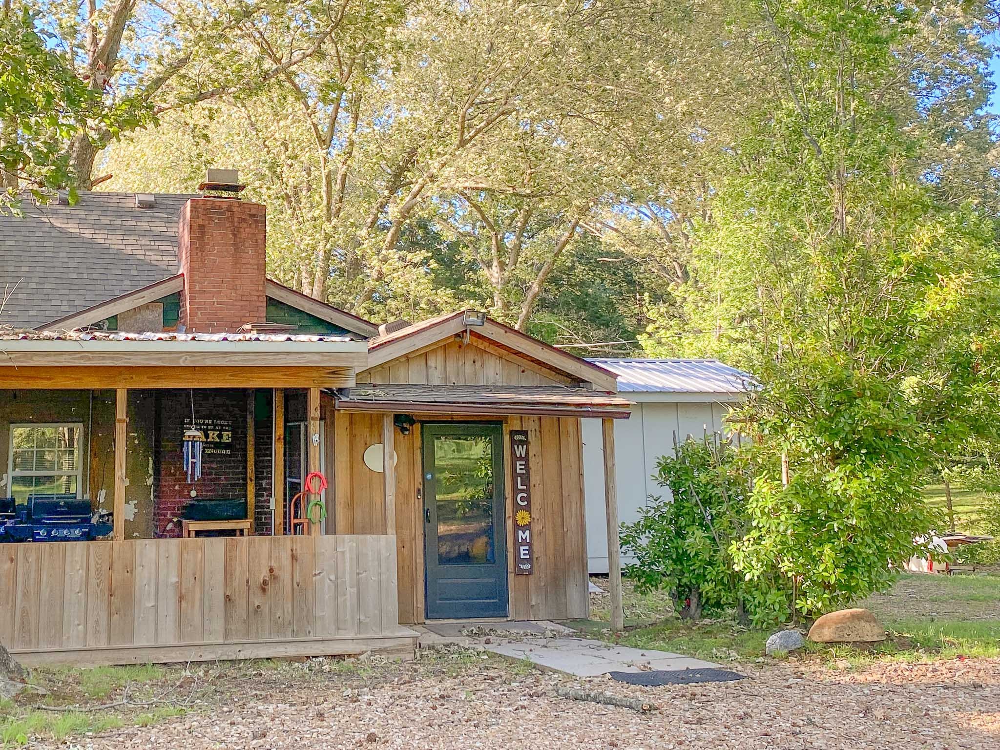 9395 Greenbriar Rd