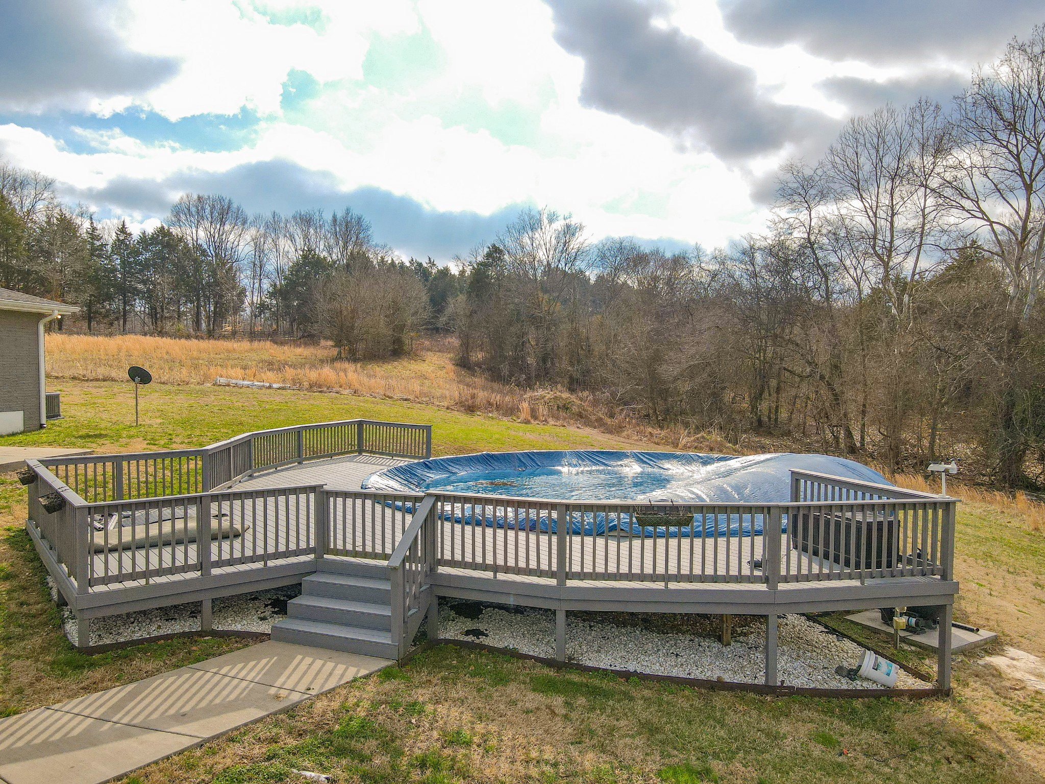 1801 Garrett Rd