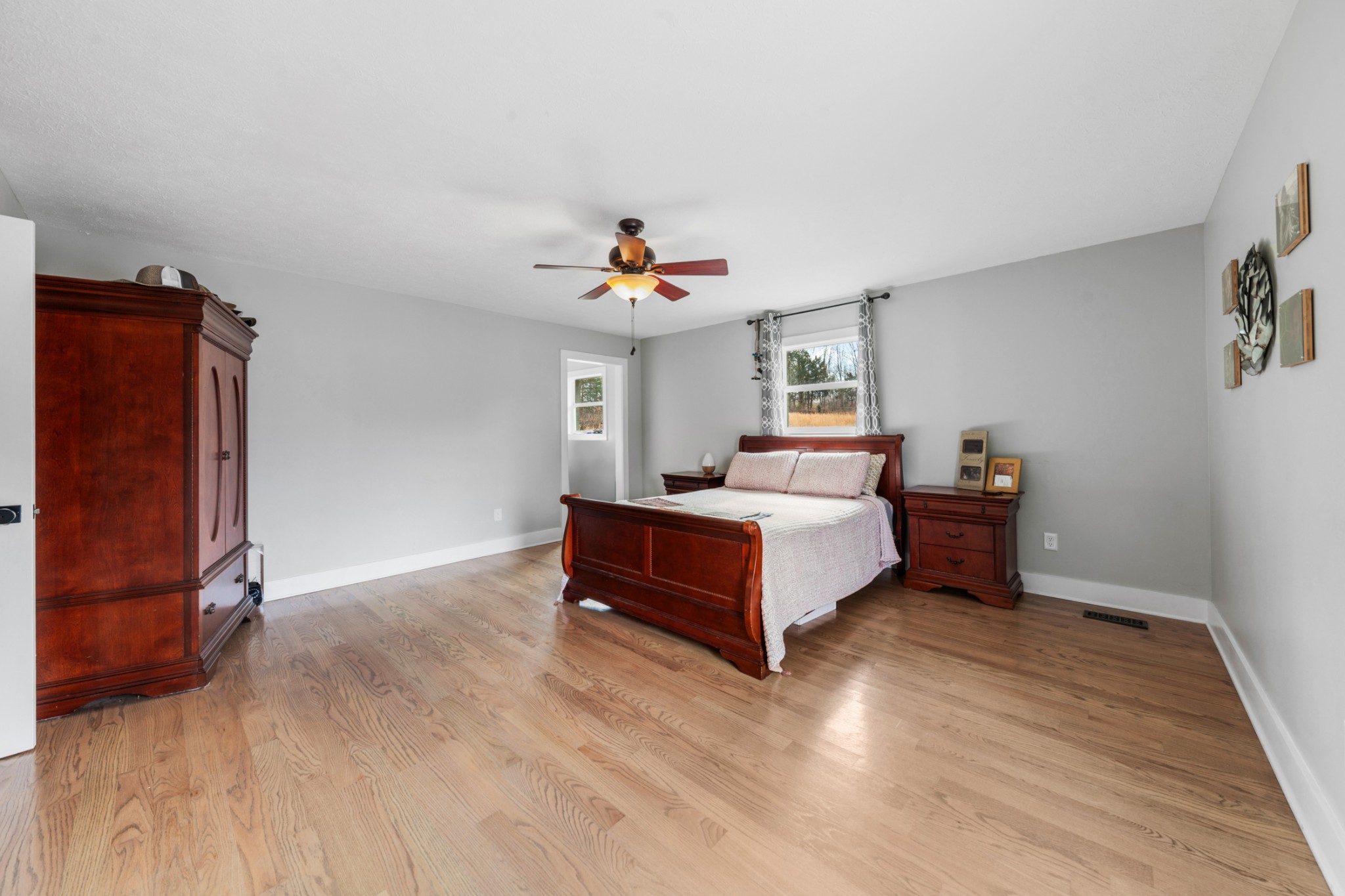 1801 Garrett Rd