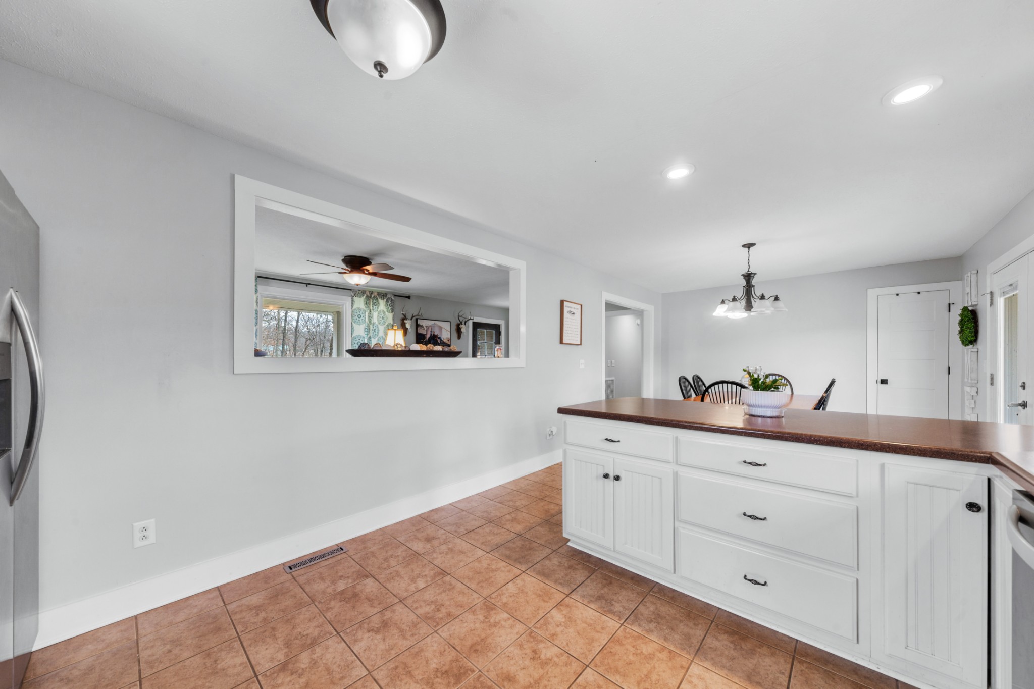1801 Garrett Rd