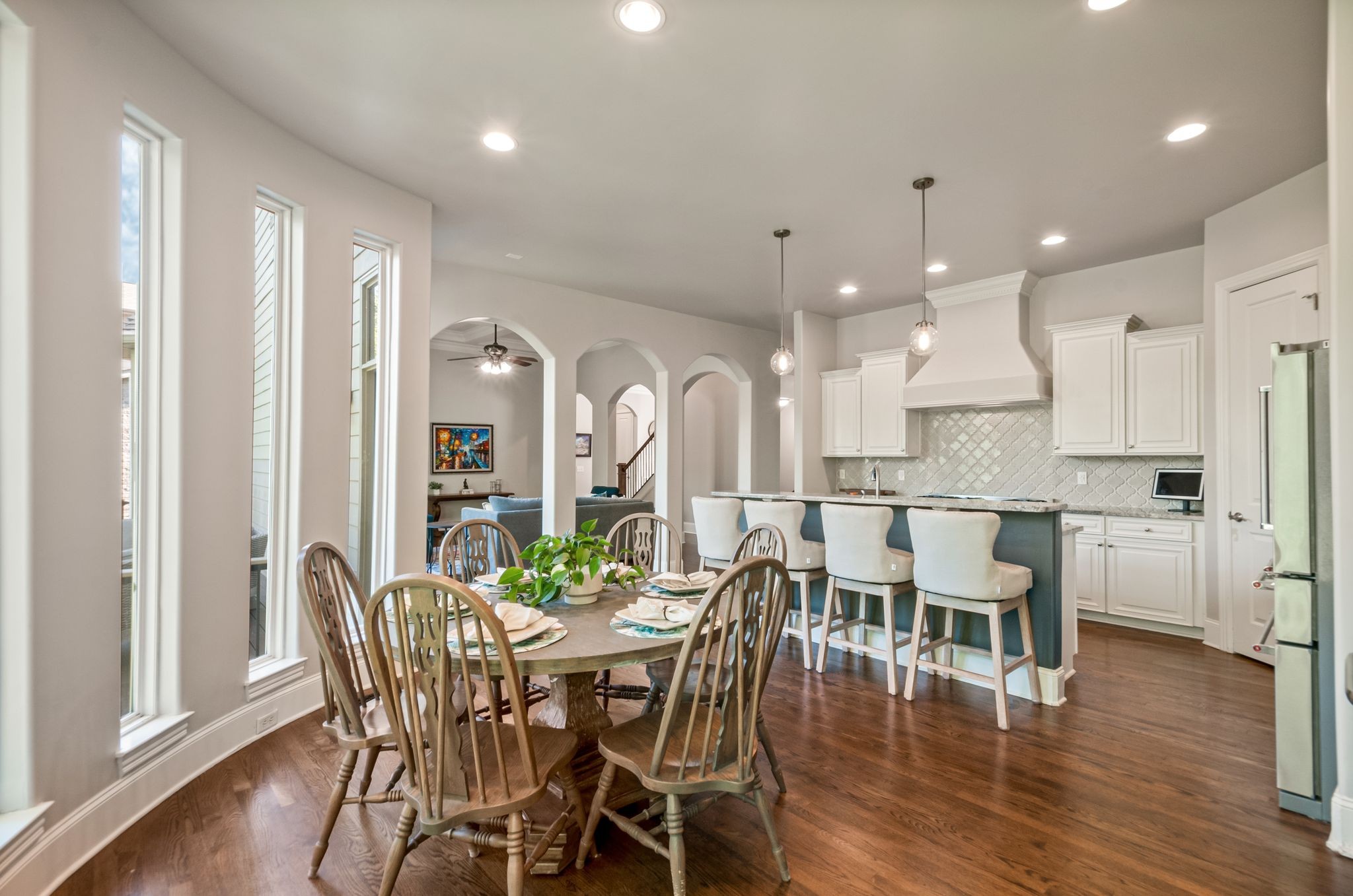 545 Summit Oaks Ct