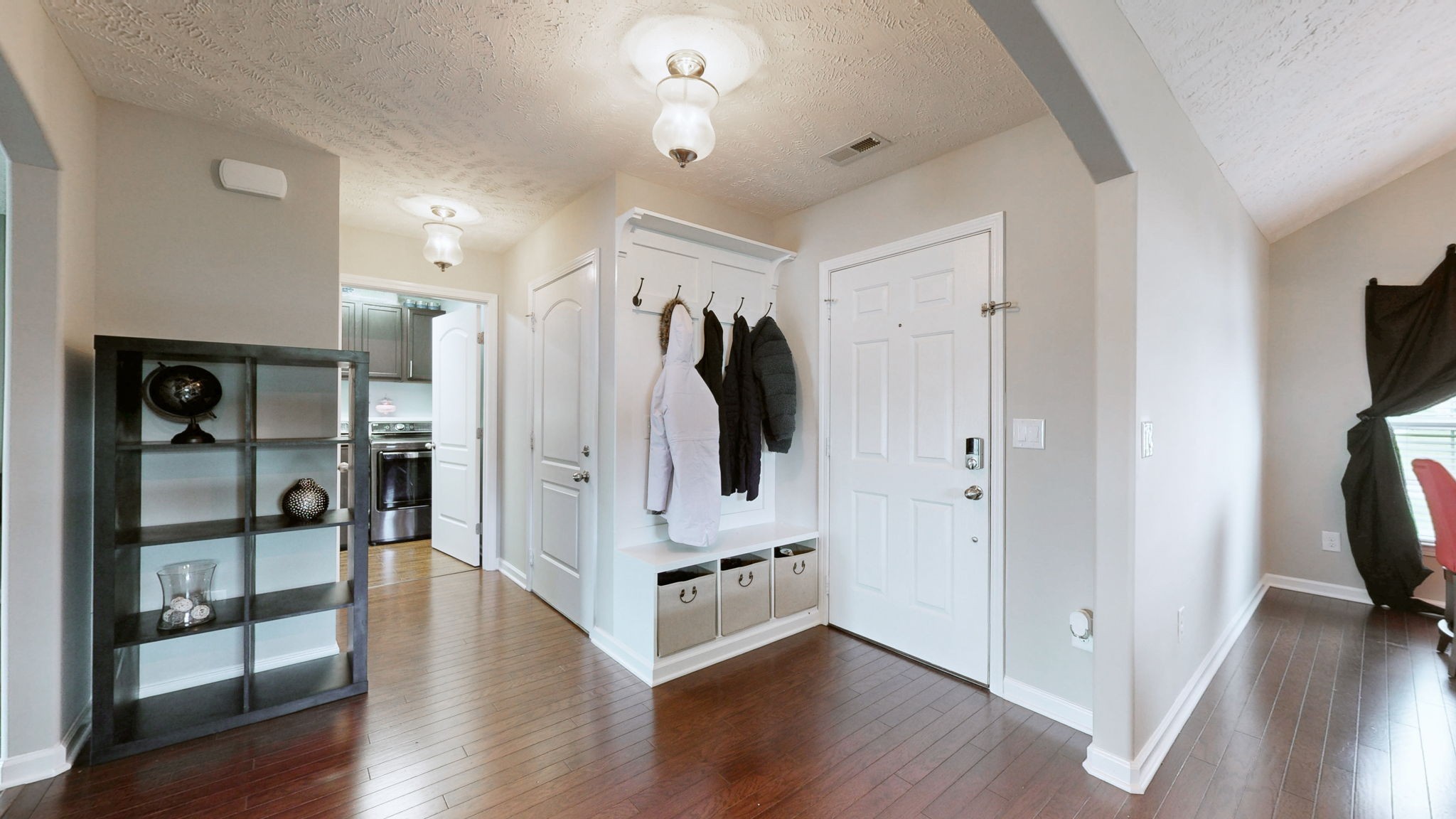 1064 Campbell Ave