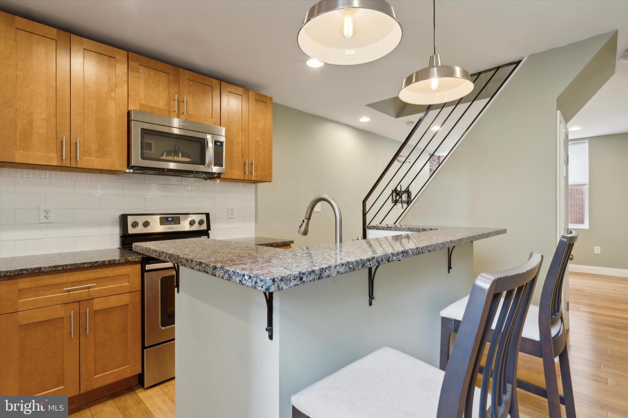 2053 MARTHA ST