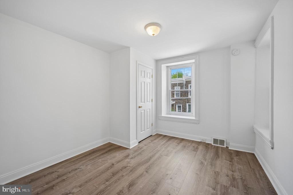 447 DUPONT STREET