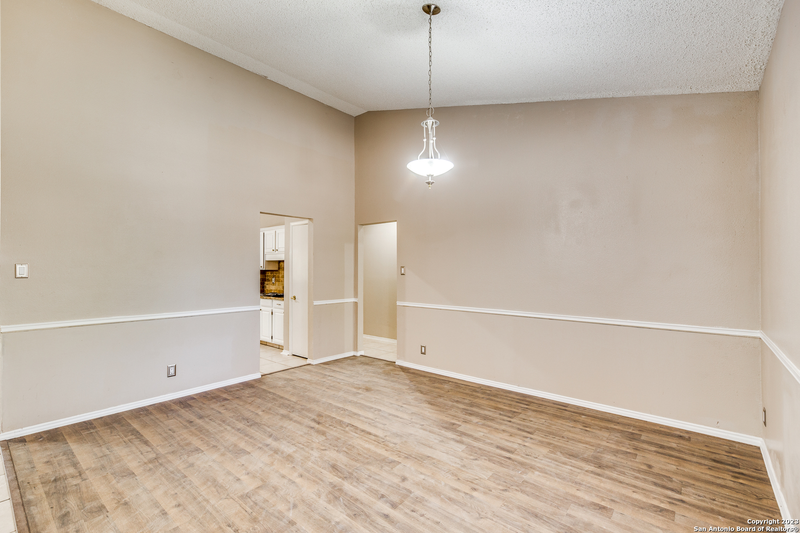 7335 SAWGRASS