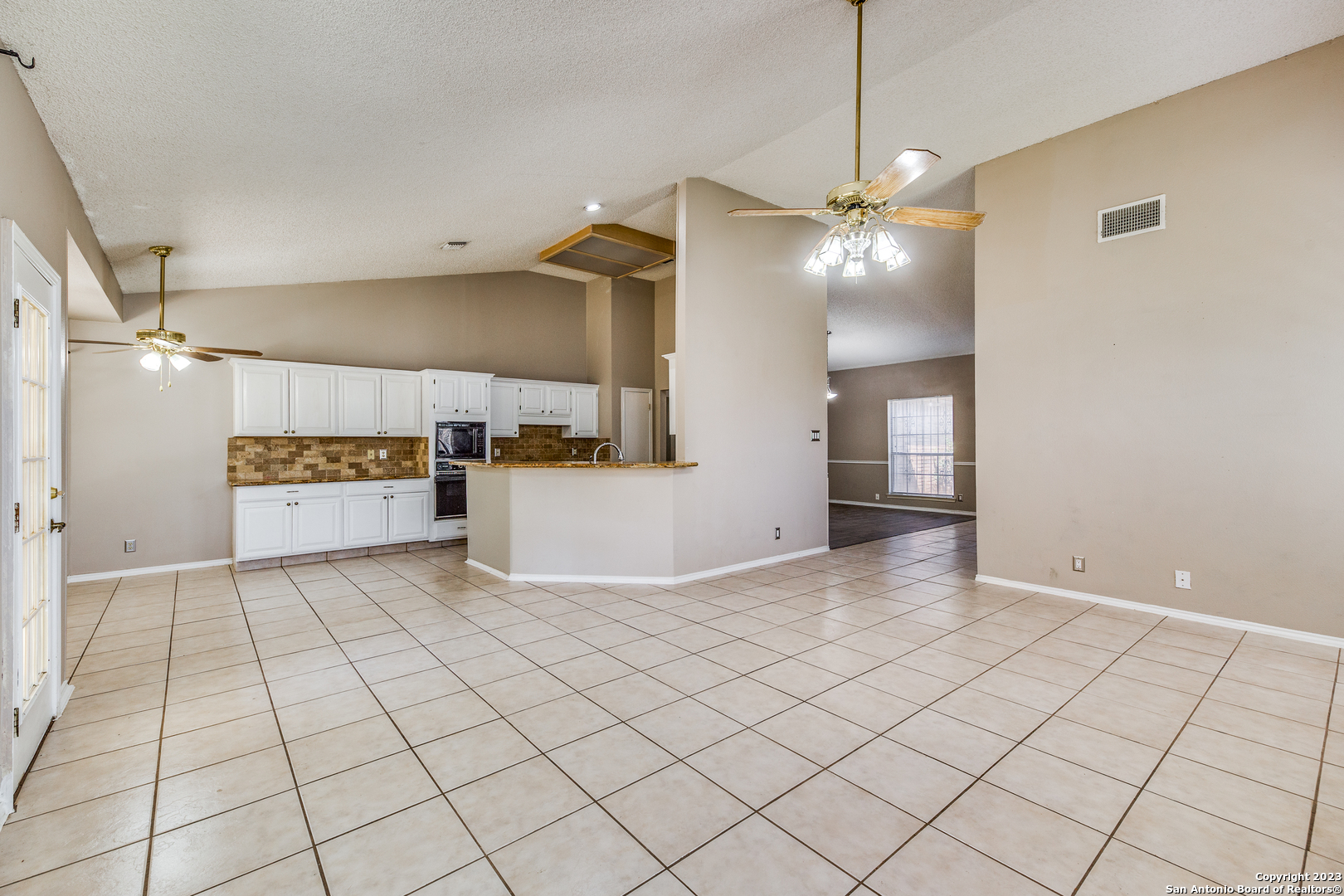 7335 SAWGRASS