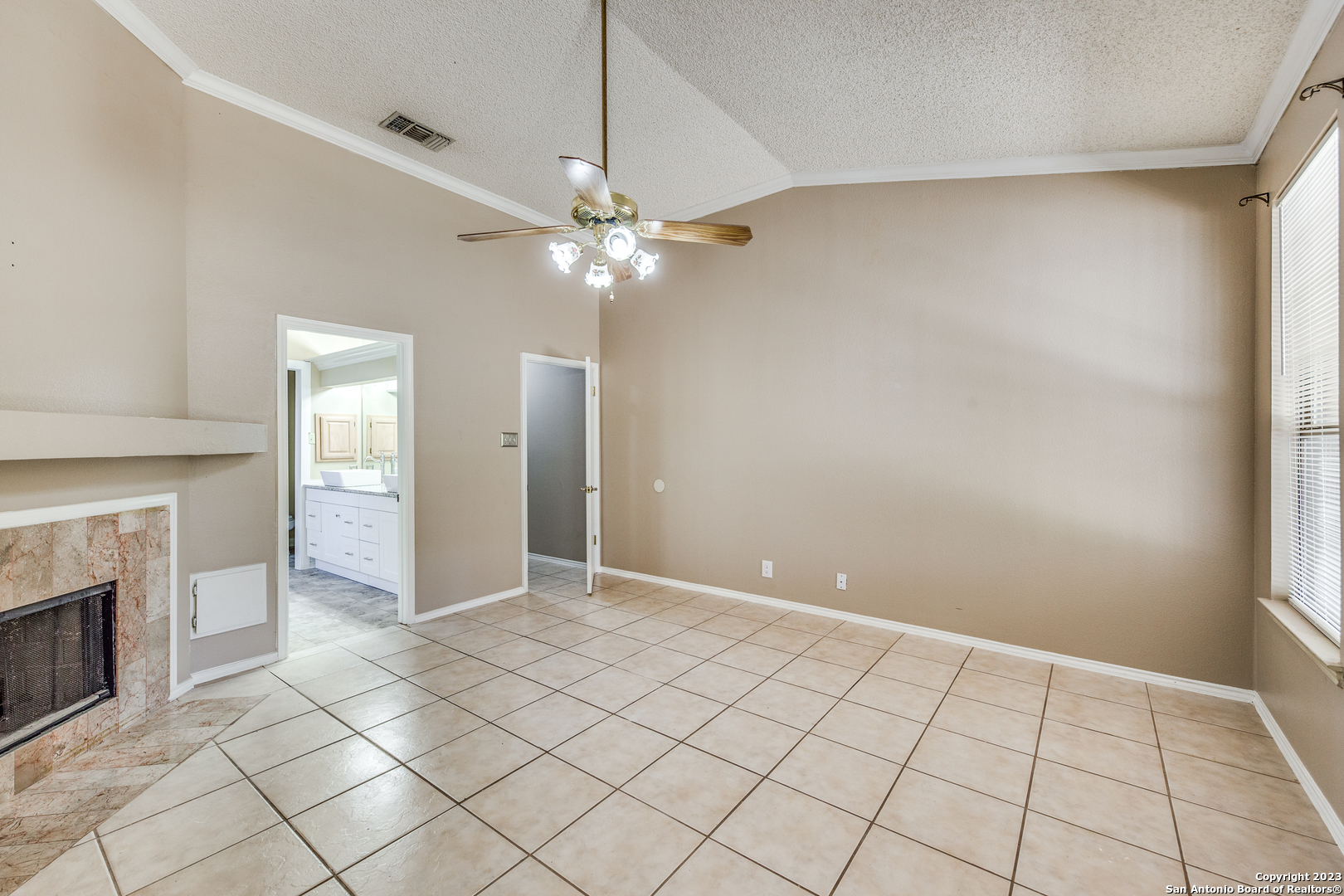 7335 SAWGRASS