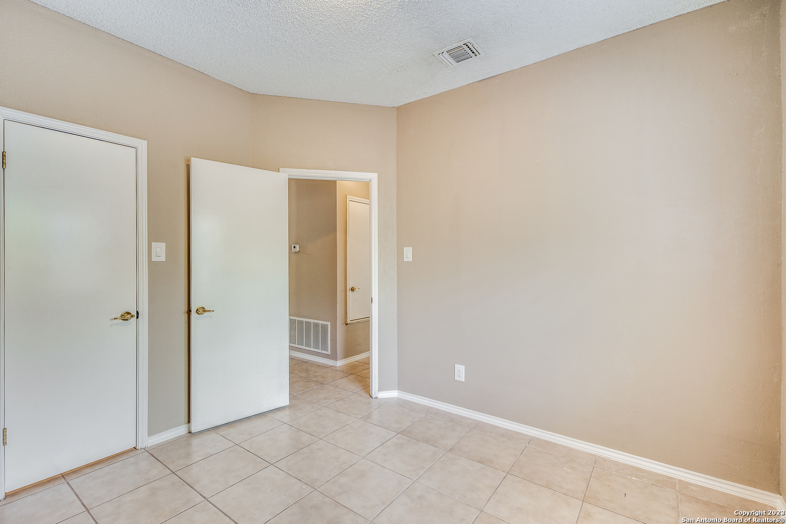 7335 SAWGRASS