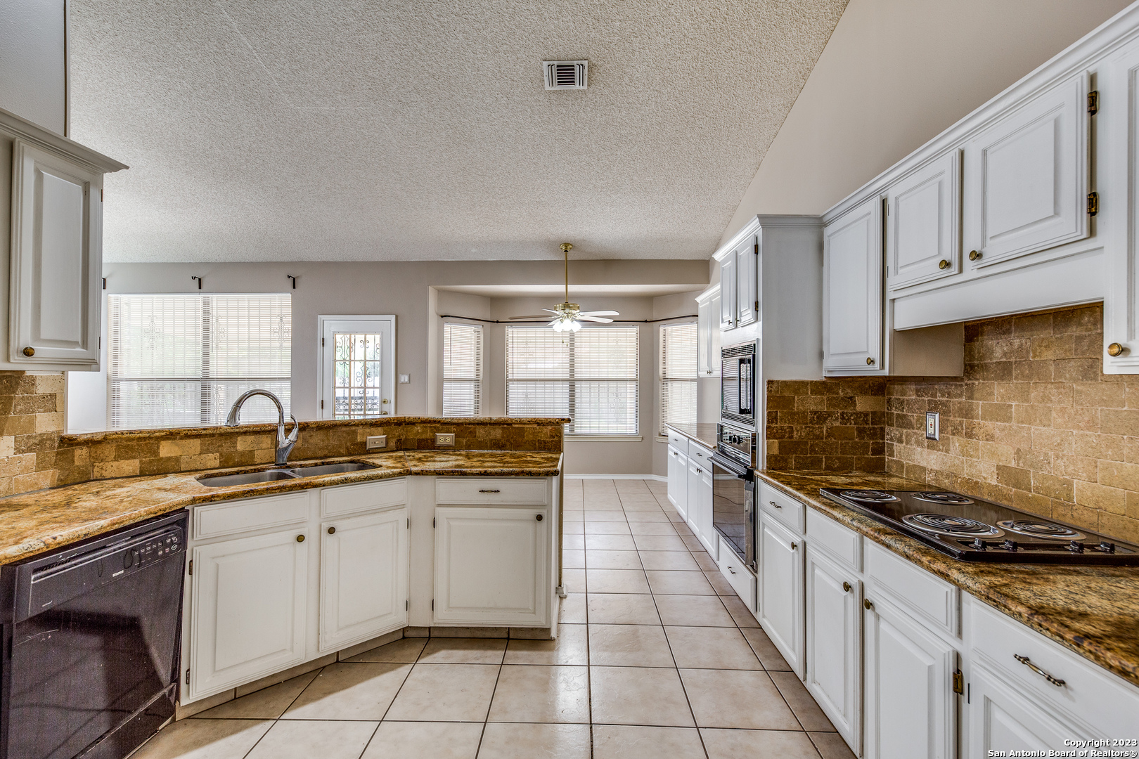 7335 SAWGRASS