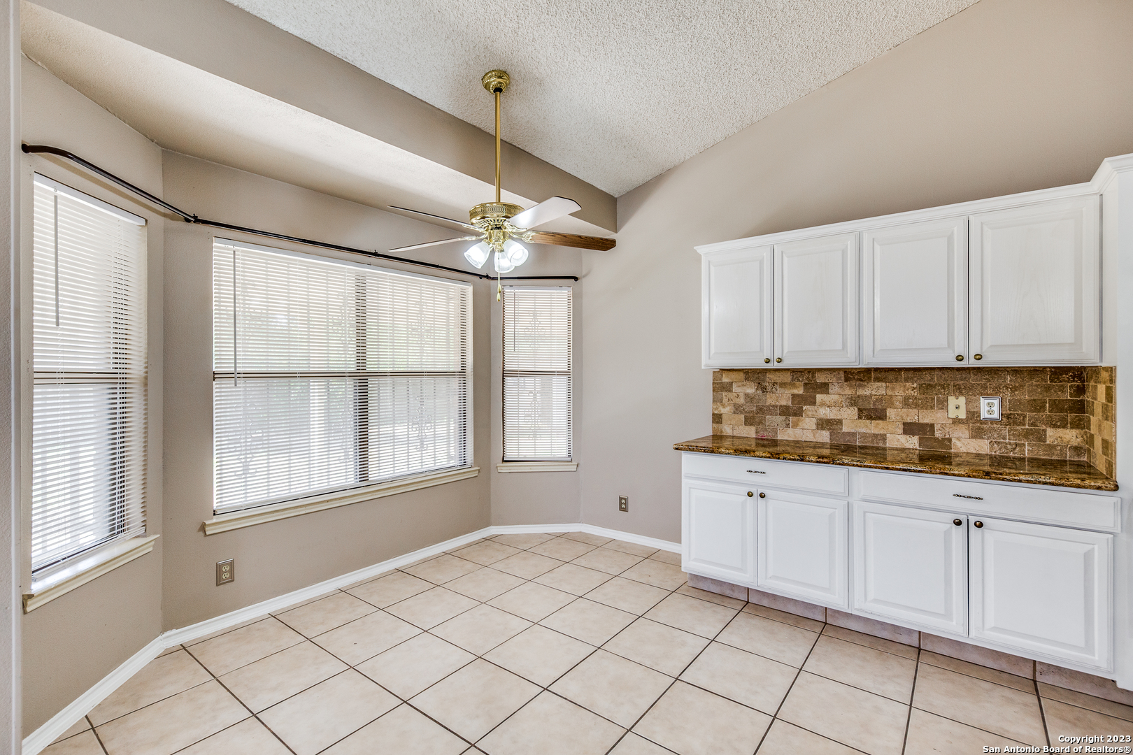 7335 SAWGRASS