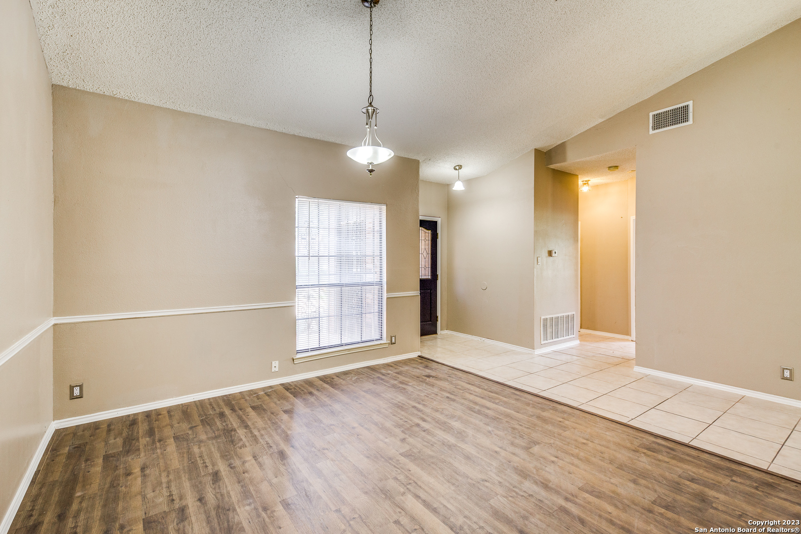 7335 SAWGRASS